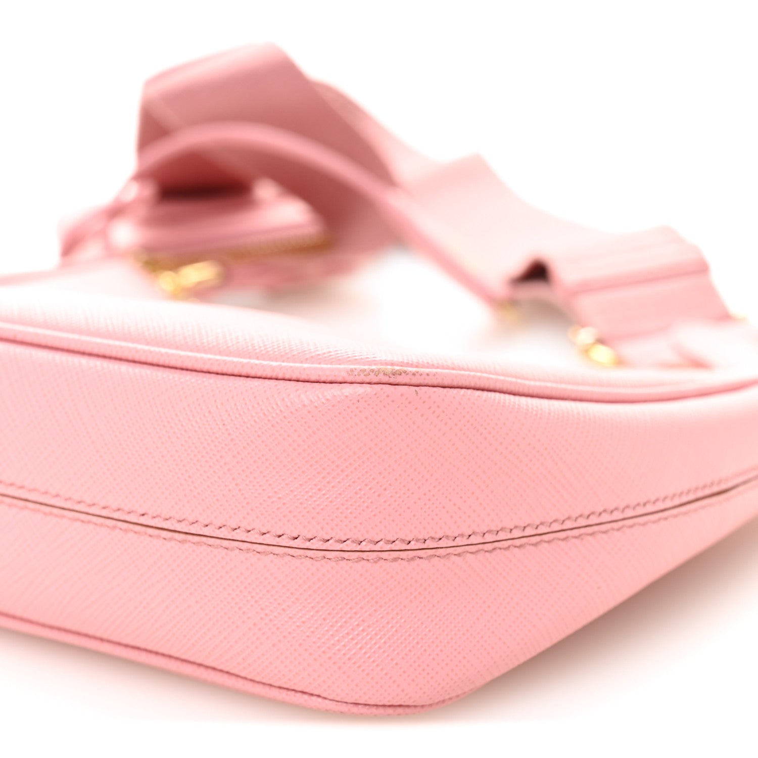 Saffiano Lux Re-Edition 2005 Shoulder Bag Petalo