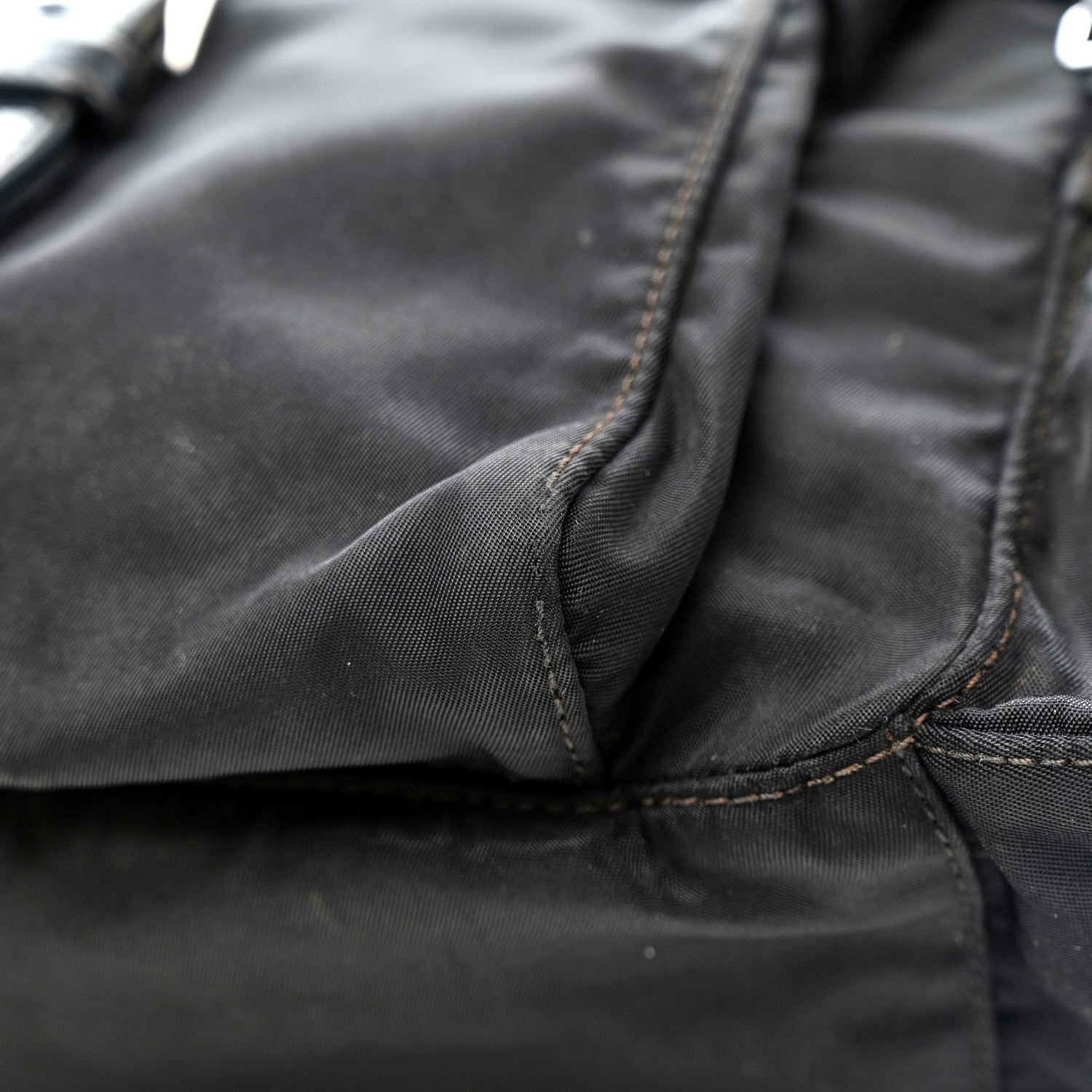 Tessuto Nylon Saffiano Small Vela Messenger Black