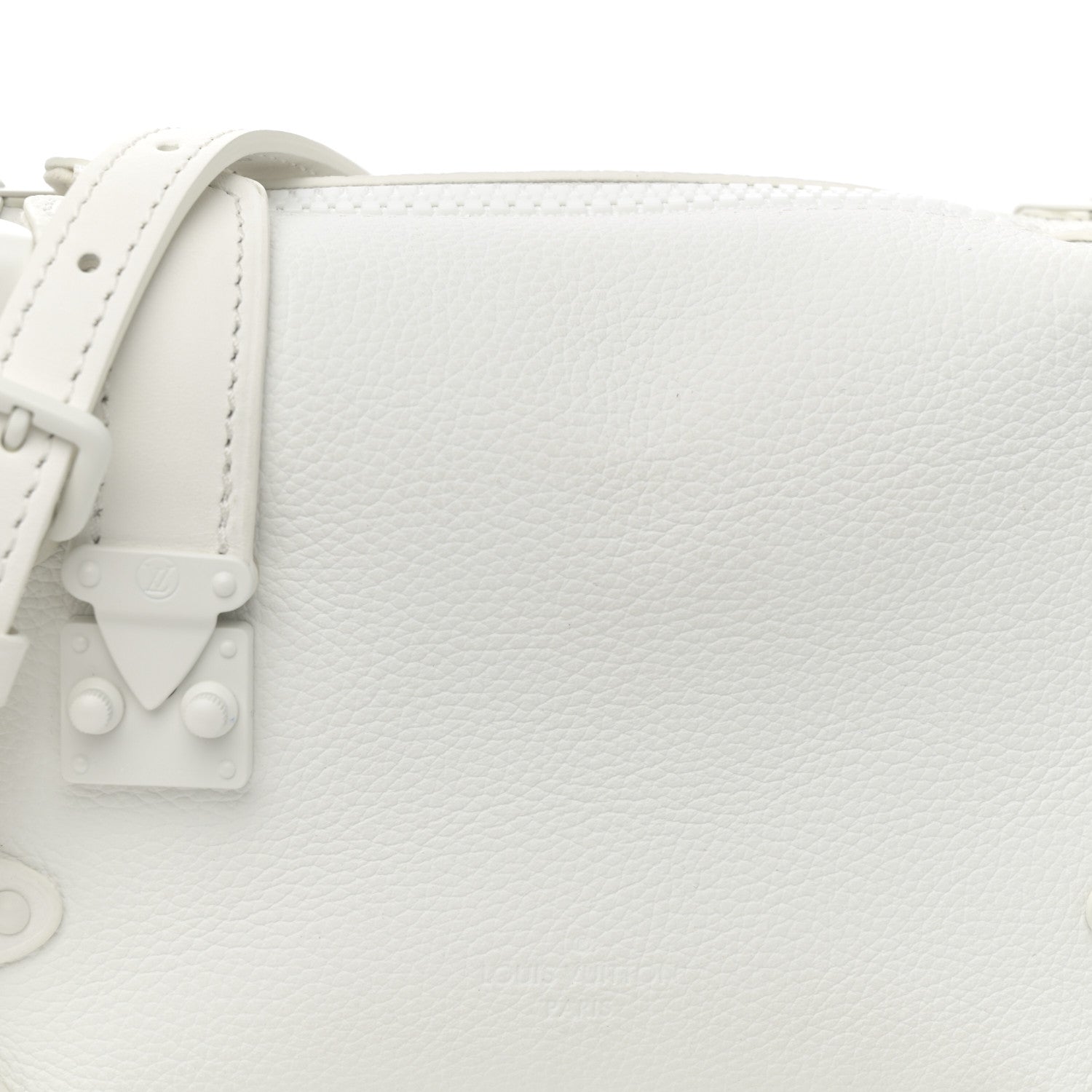 Calfskin Side Trunk PM Off White