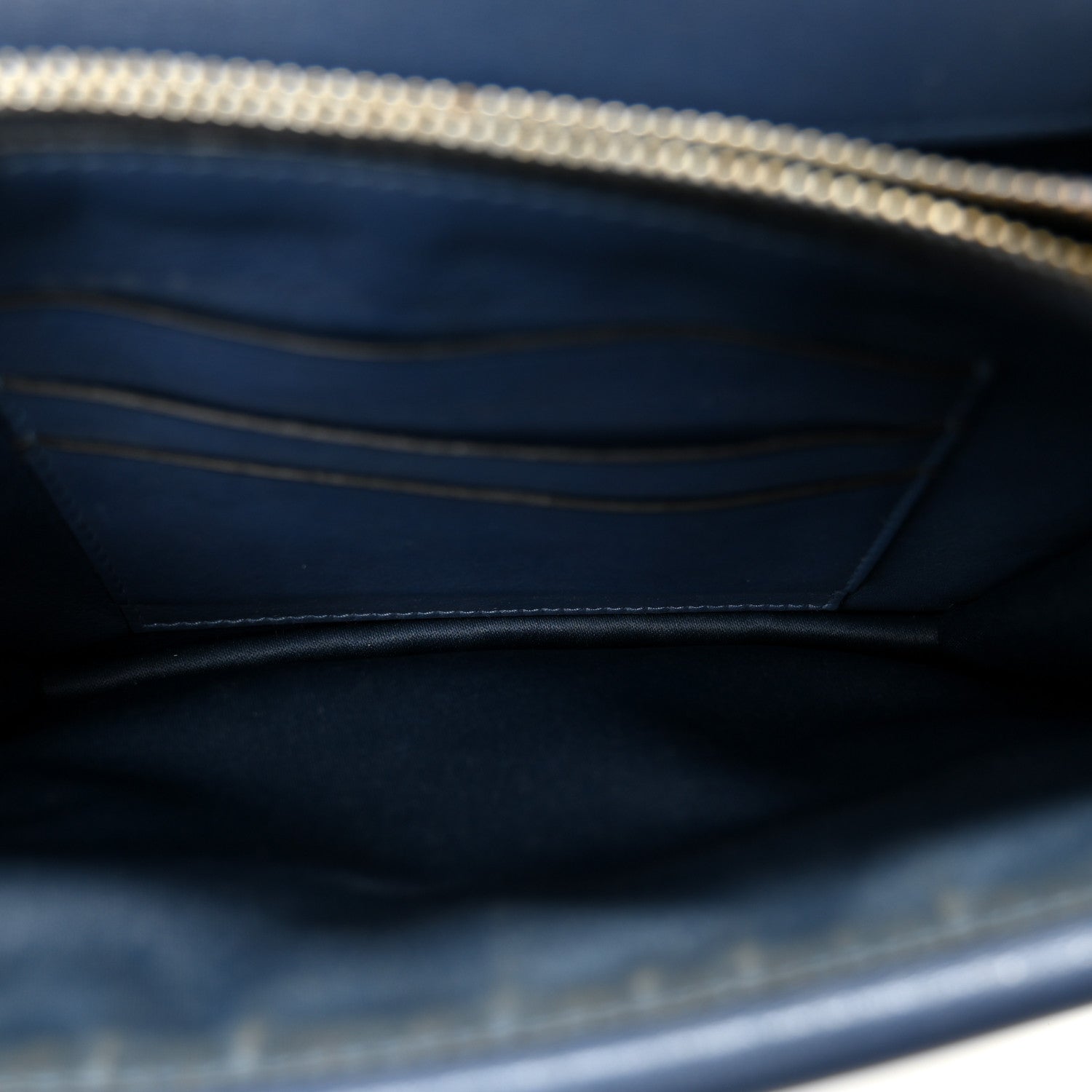 Calfskin Rockstud Wallet On Chain Marine