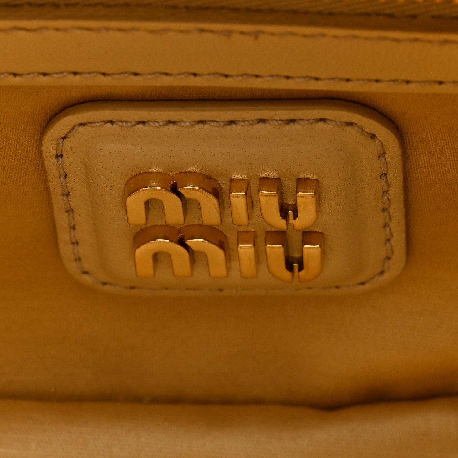 Nappa Matelasse Regular Arcadie Top Handle Bag Soia