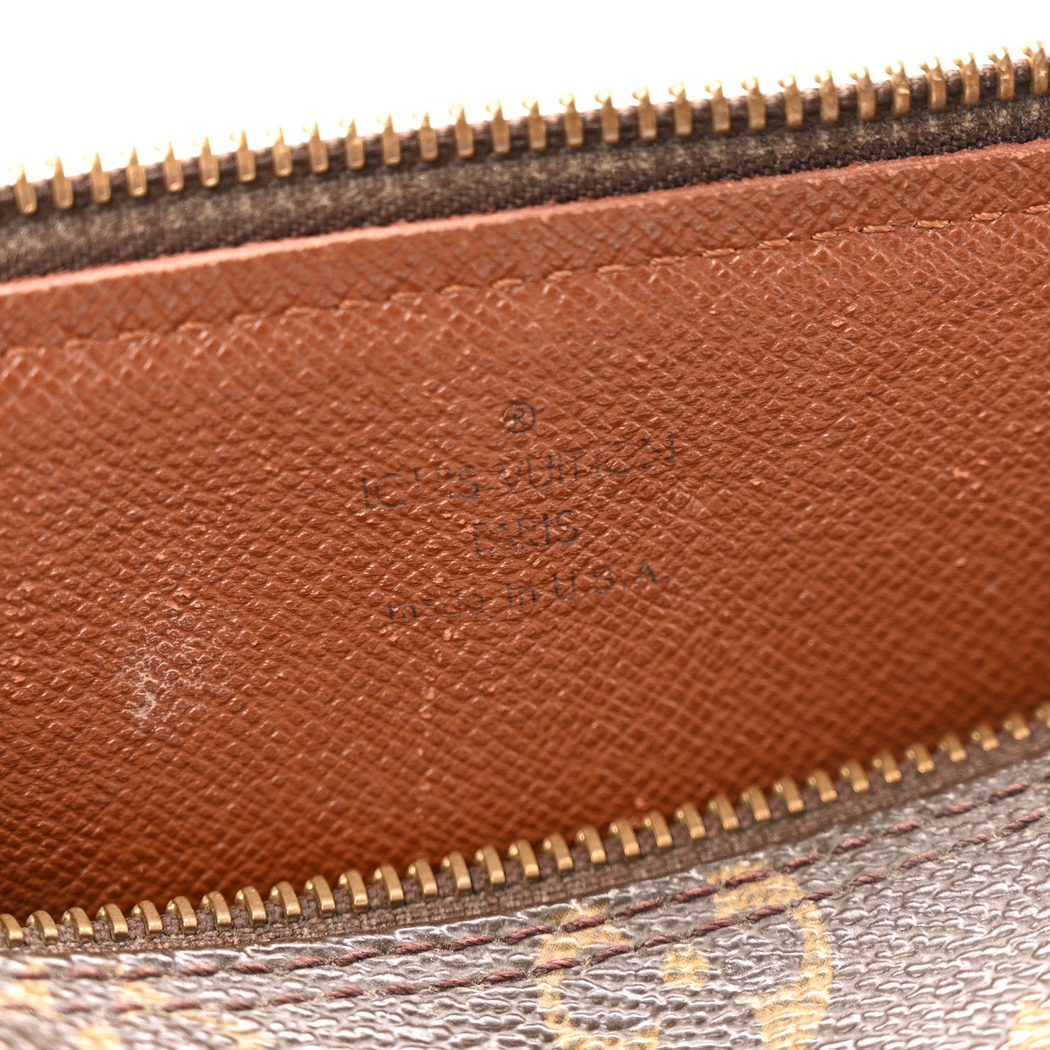 Monogram Papillon 26