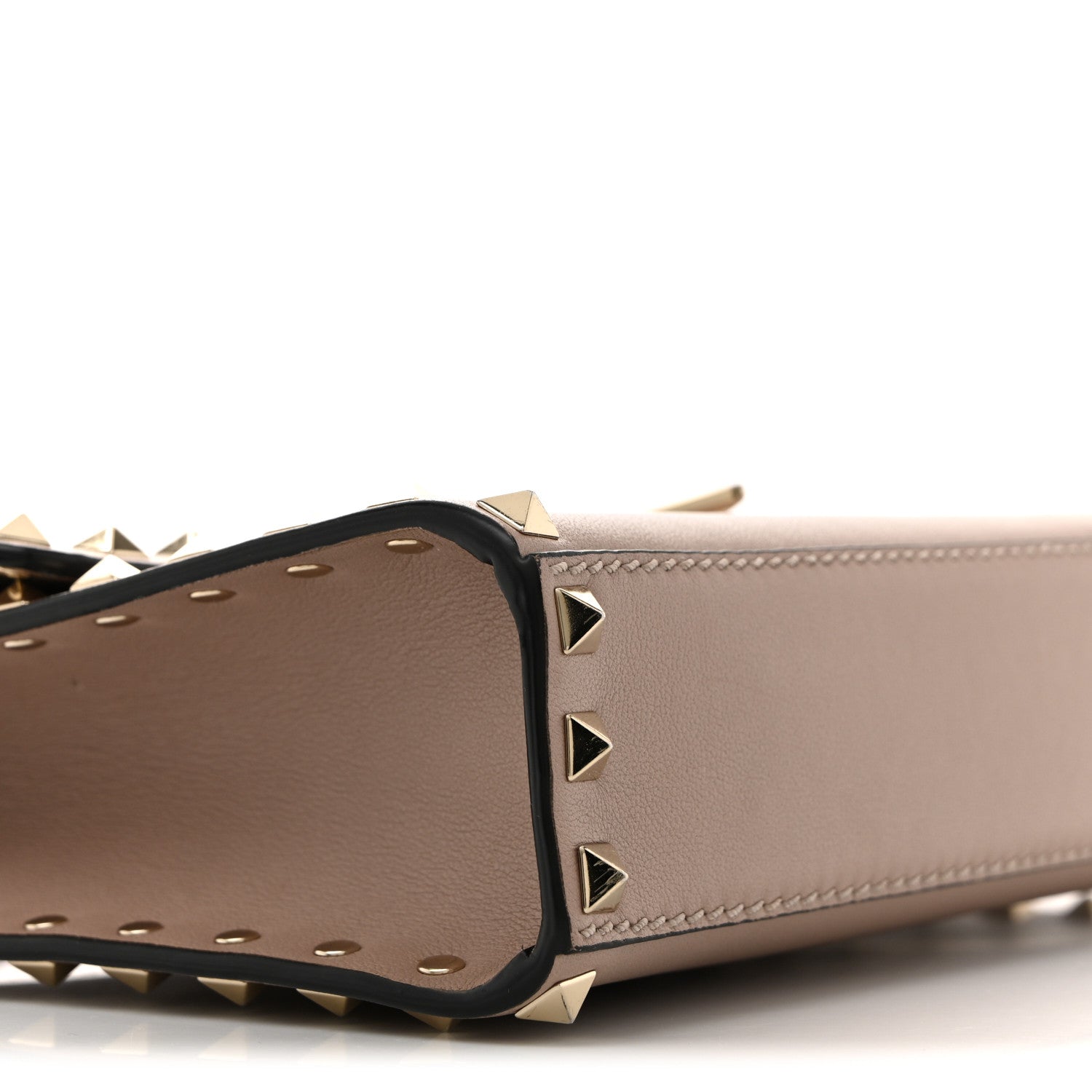 Vitello Medium Rockstud Flip Lock Crossbody Bag Poudre