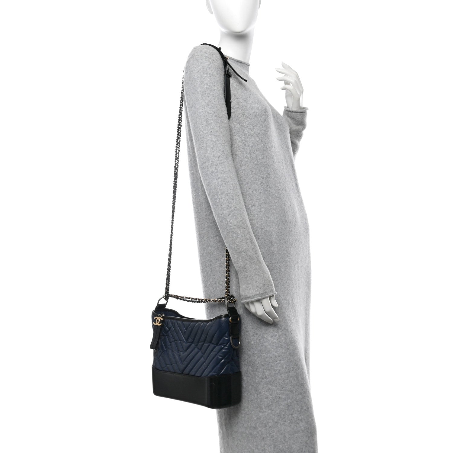 Aged Calfskin Chevron Quilted Medium Gabrielle Hobo Navy Black