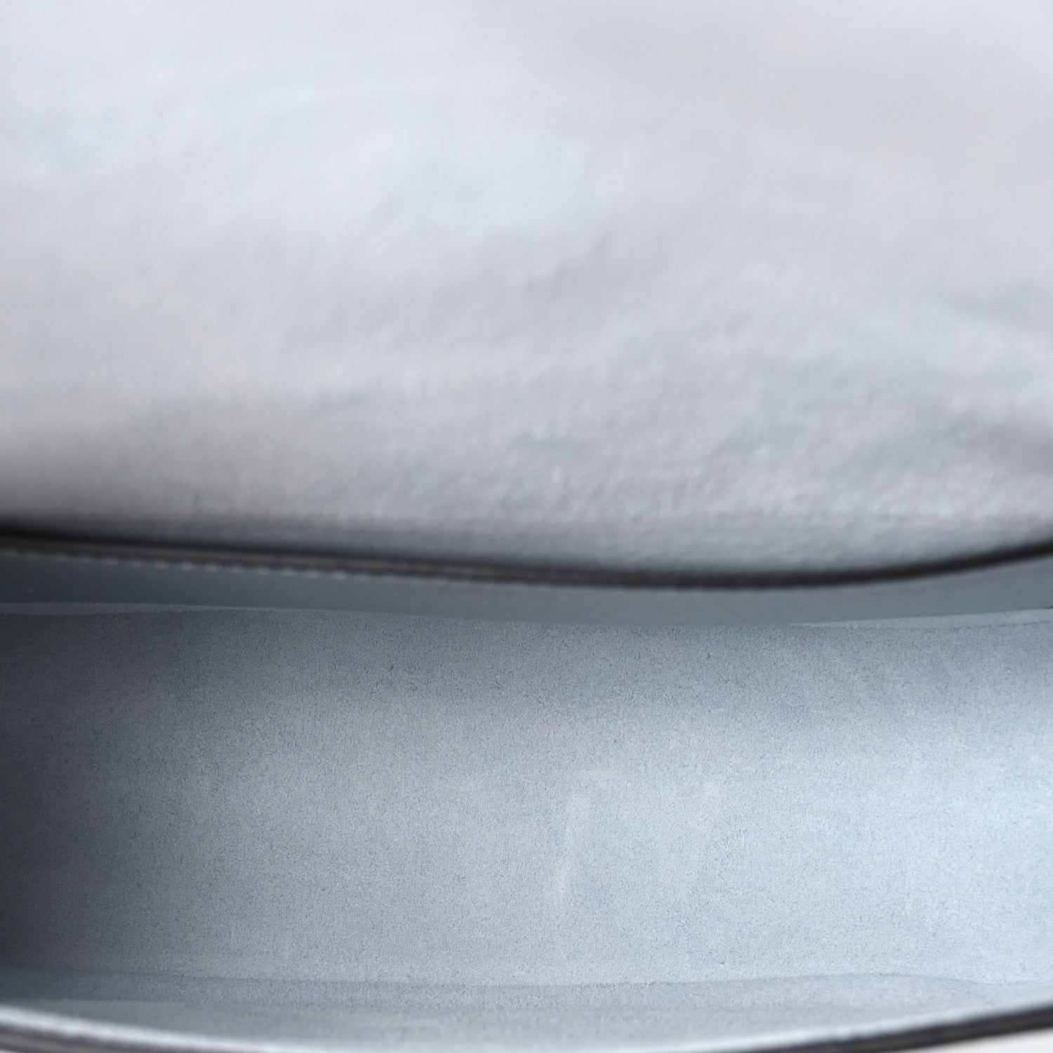 Pebbled Calfskin Vlogo Small Top Handle Shoulder Bag Blu Porcellana