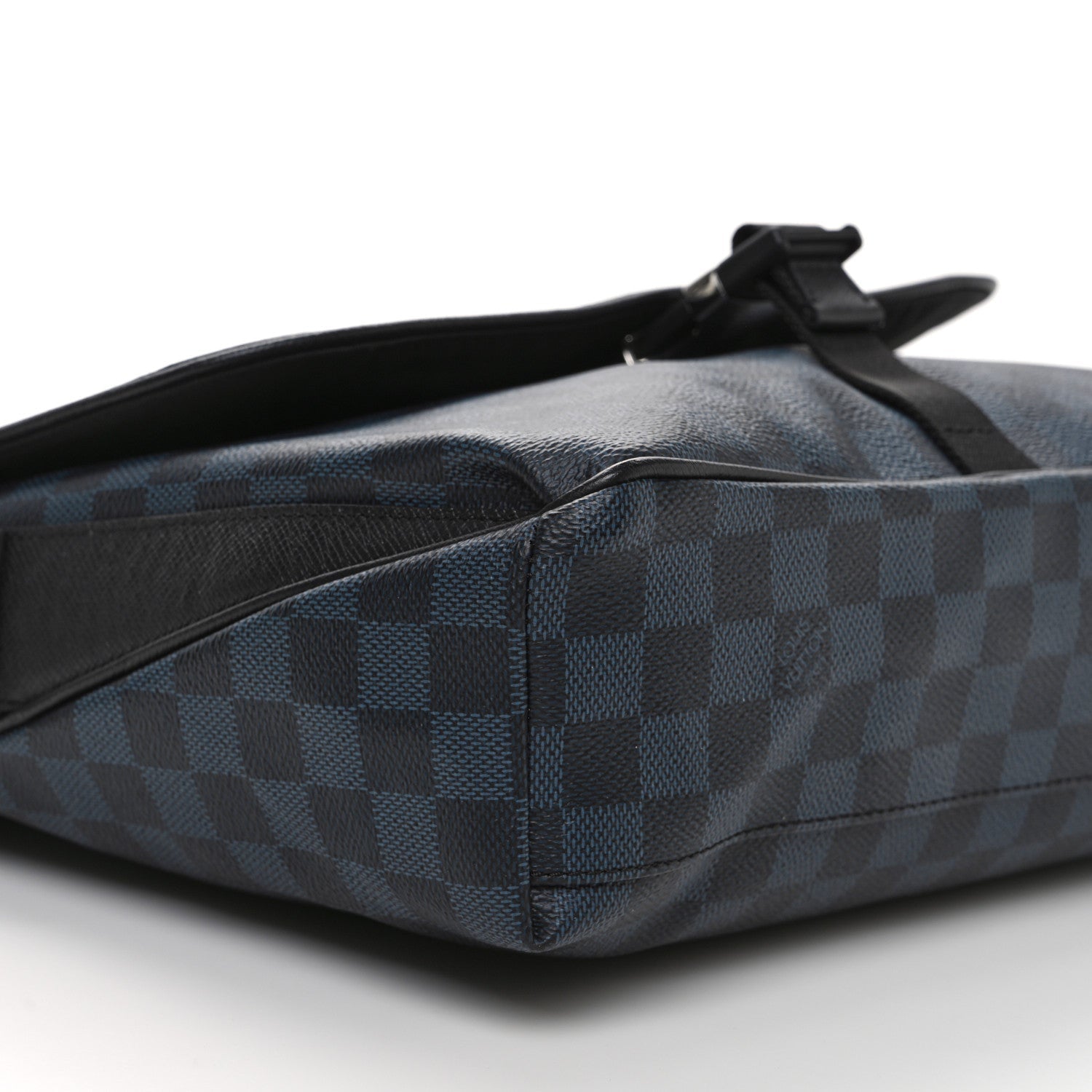 Damier Cobalt Matchpoint Messenger