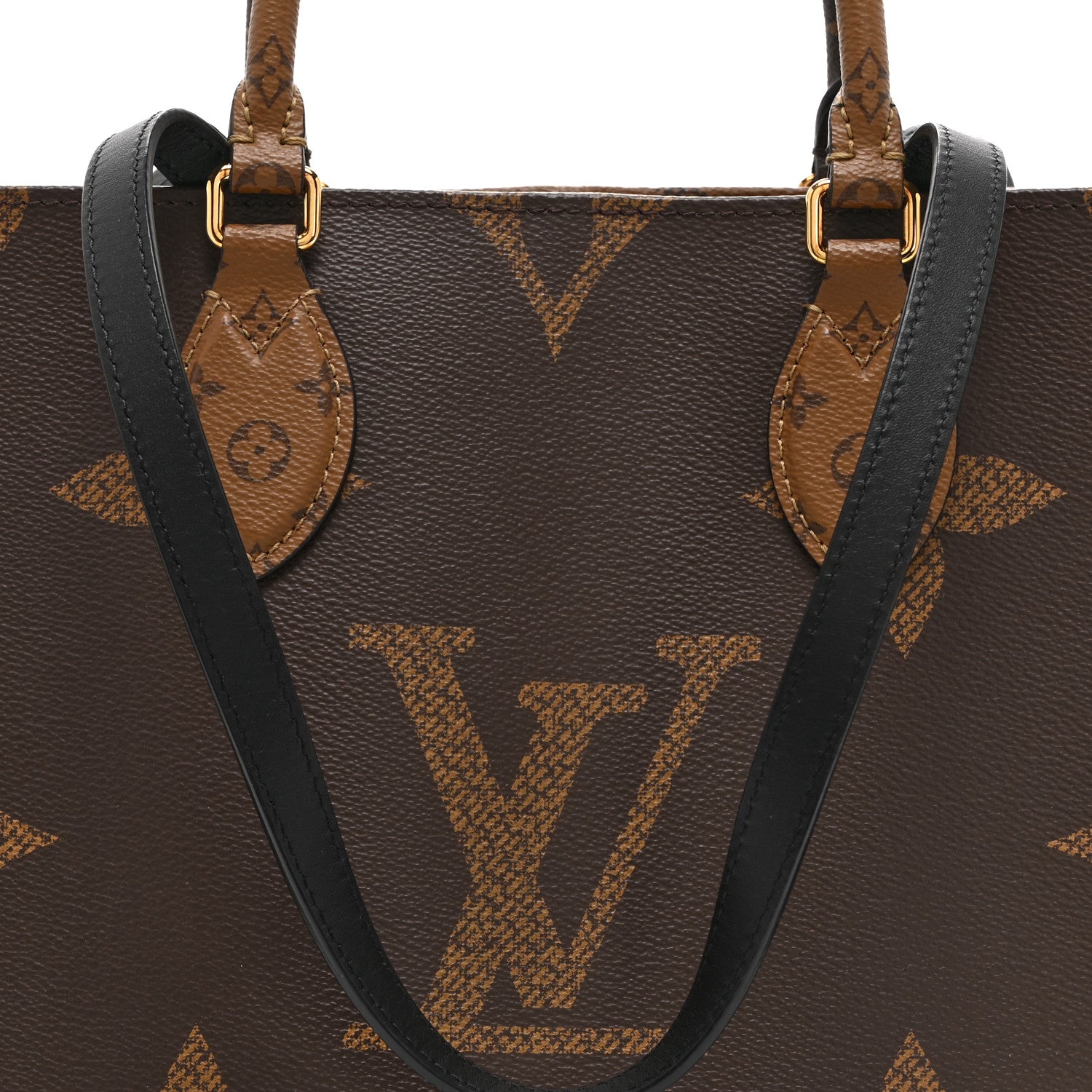 Reverse Monogram Giant Onthego MM