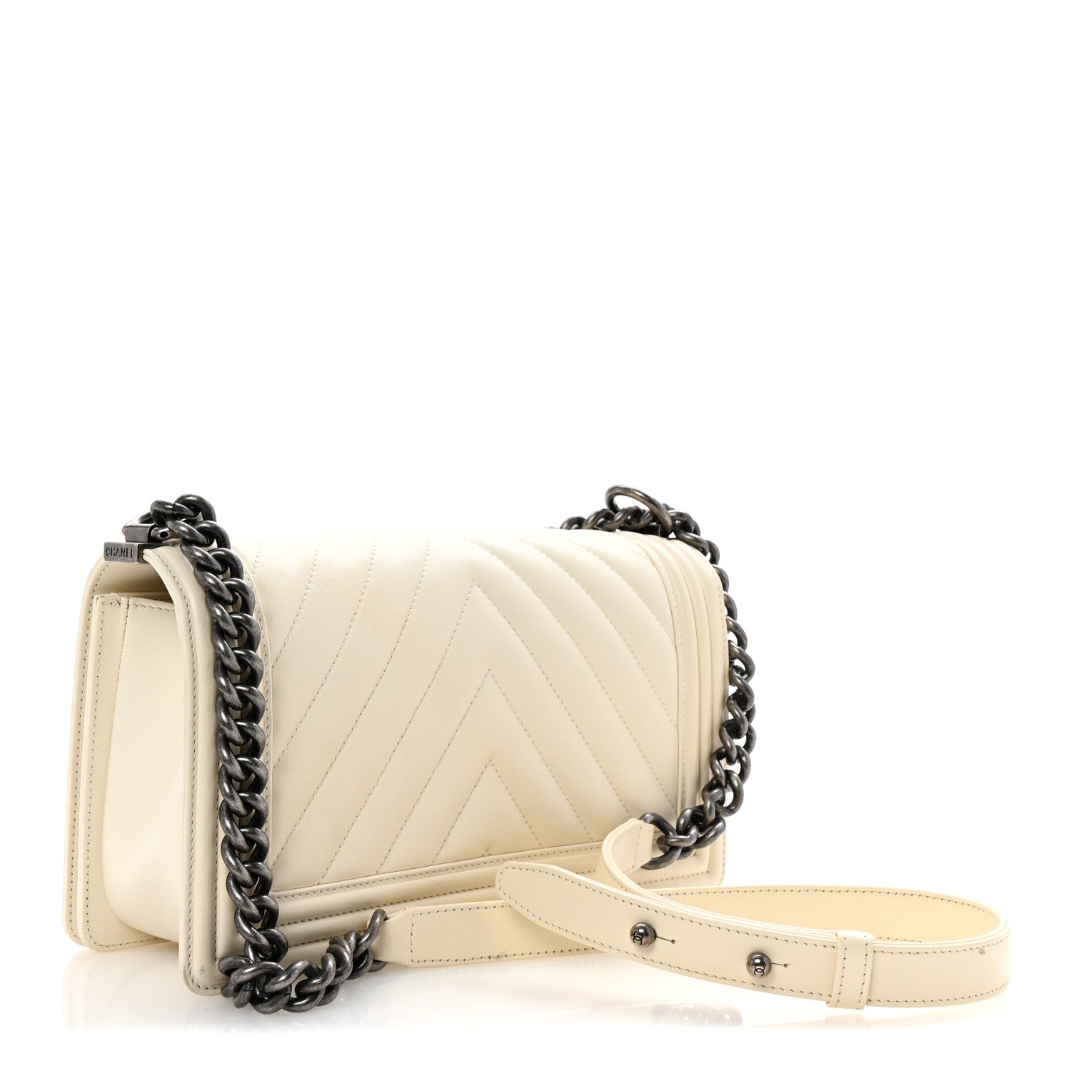 Lambskin Chevron Quilted Medium Boy Flap Ivory