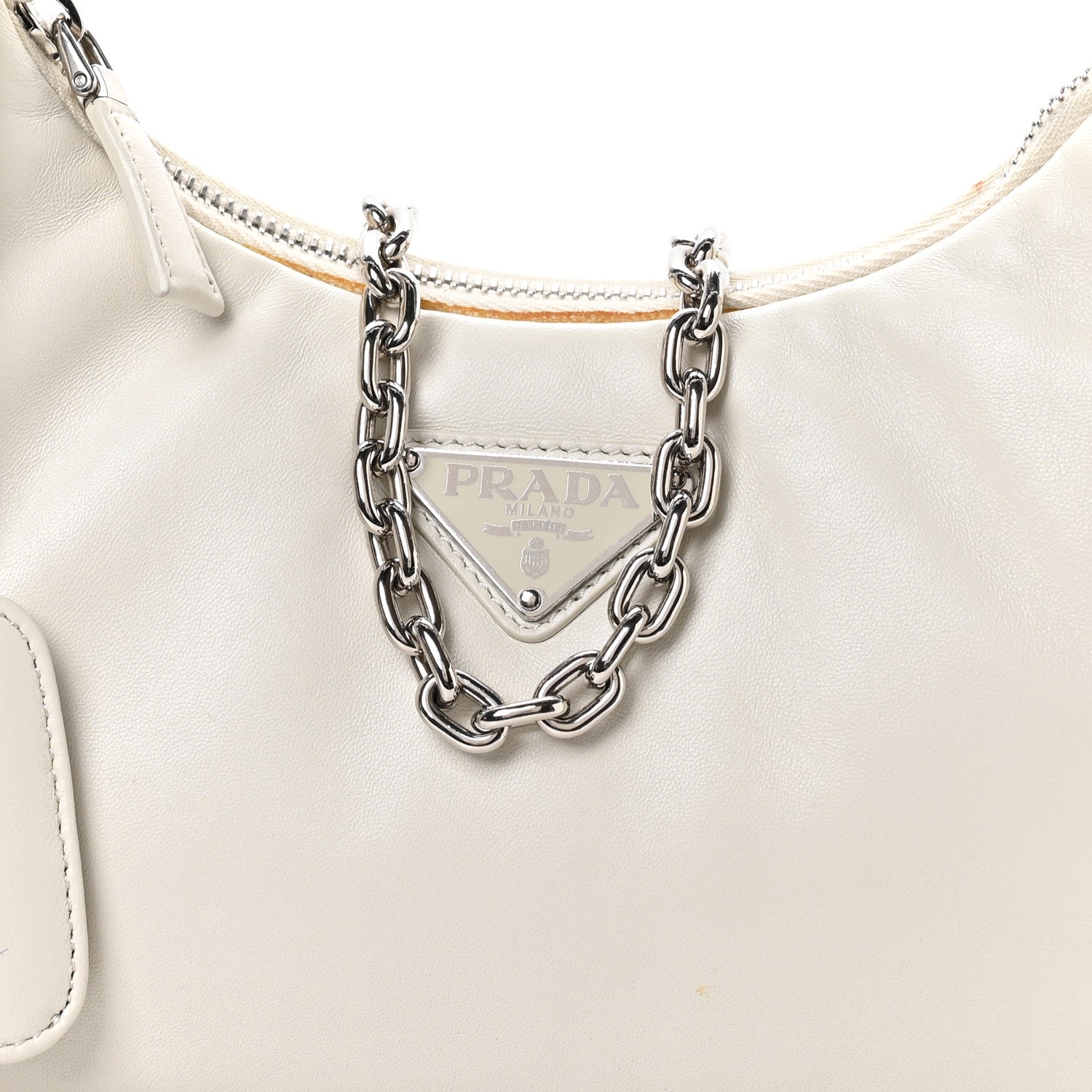 Nappa Soft Padded Re-Edition 2005 Shoulder Bag White