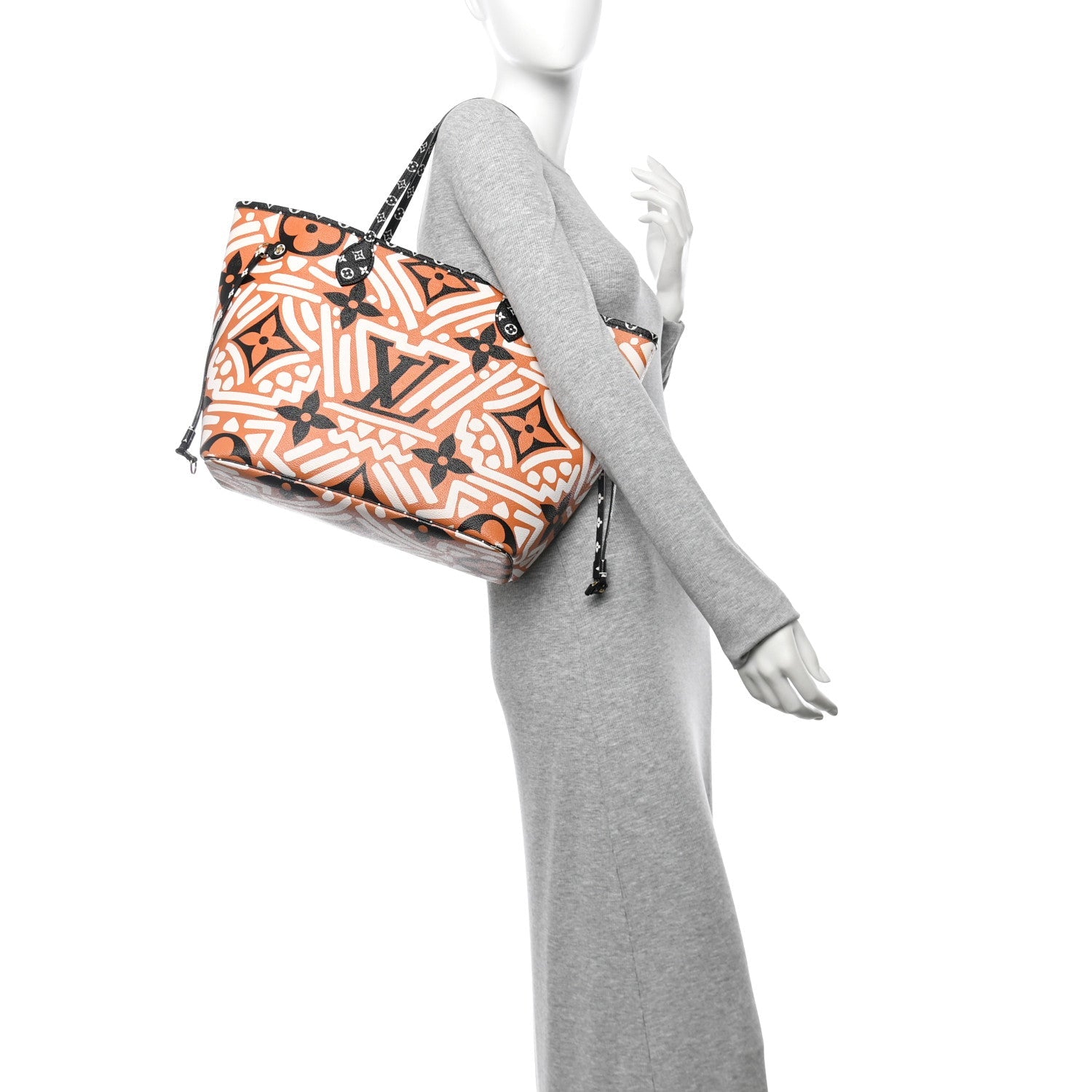 Monogram Giant Crafty Neverfull MM Creme Caramel