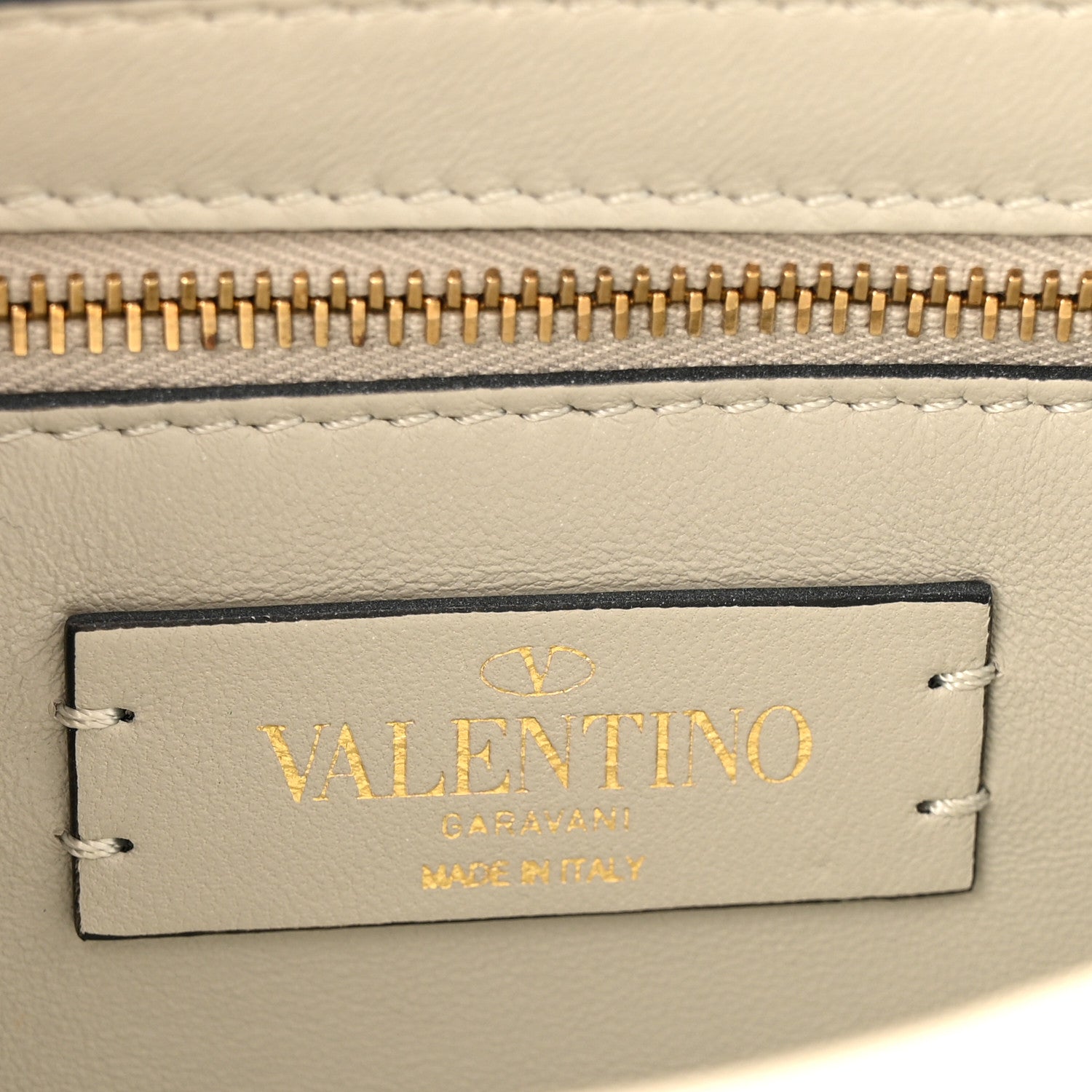 Nappa Medium Roman Stud Shoulder Bag Ivory