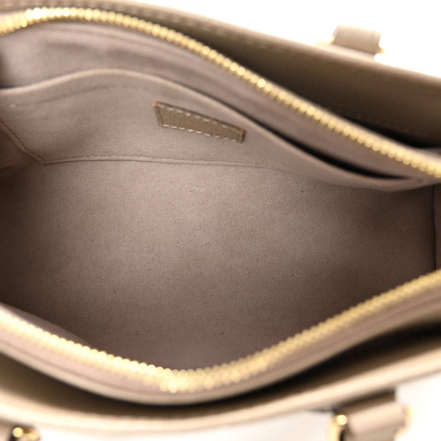 Empreinte OnTheGo East West Dove Cream