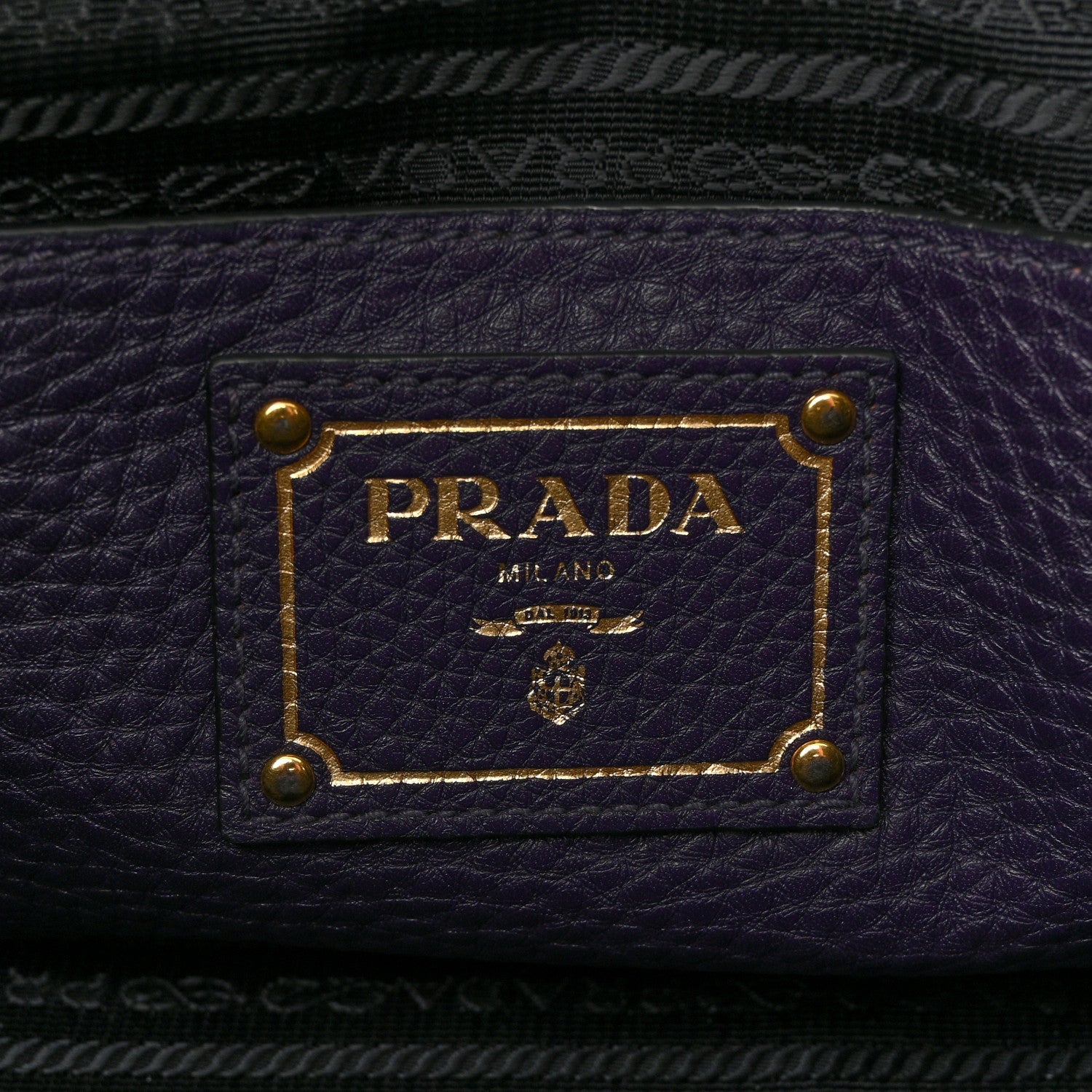 Vitello Daino Shopping Tote Viola