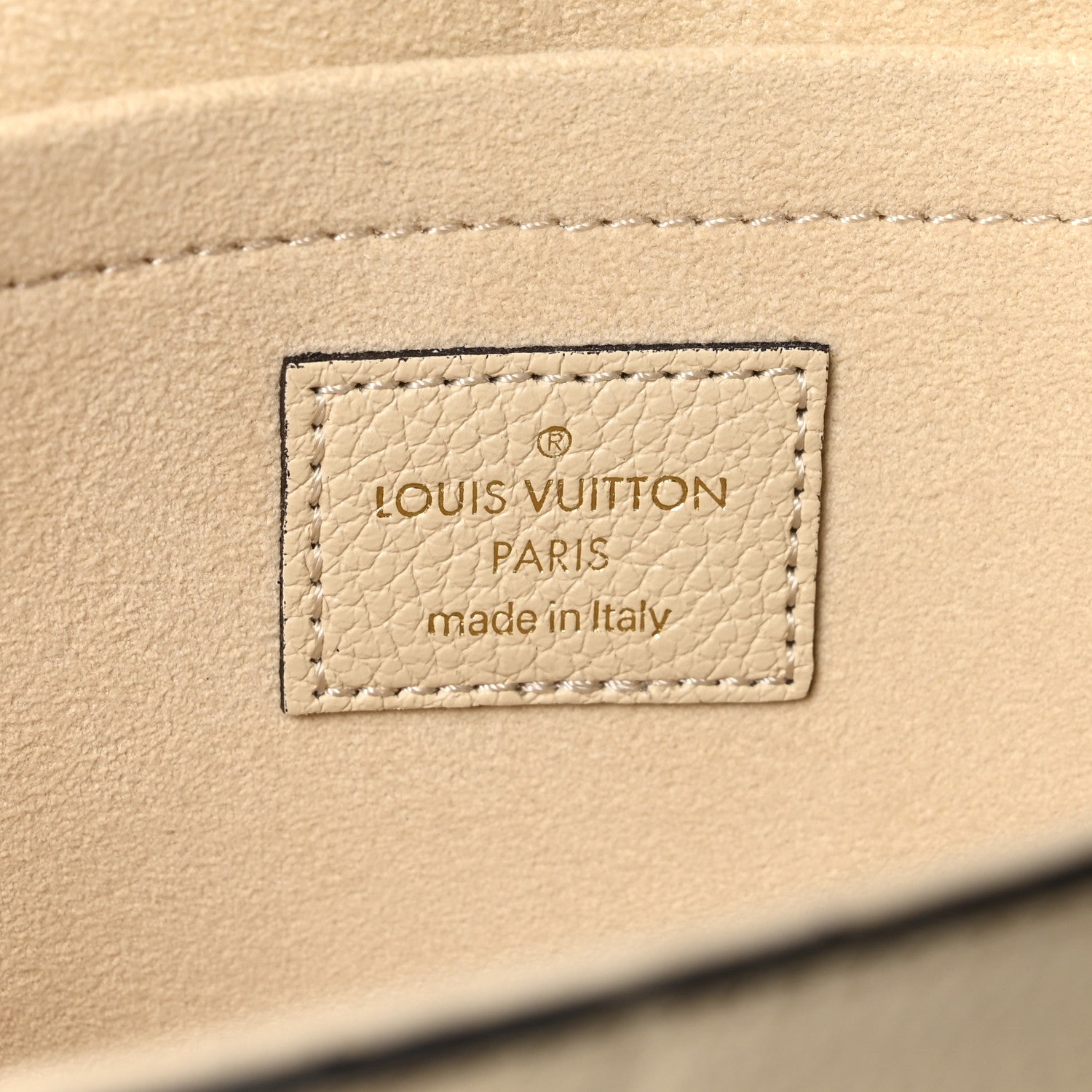 Empreinte Pochette Felicie Chain Wallet Cream