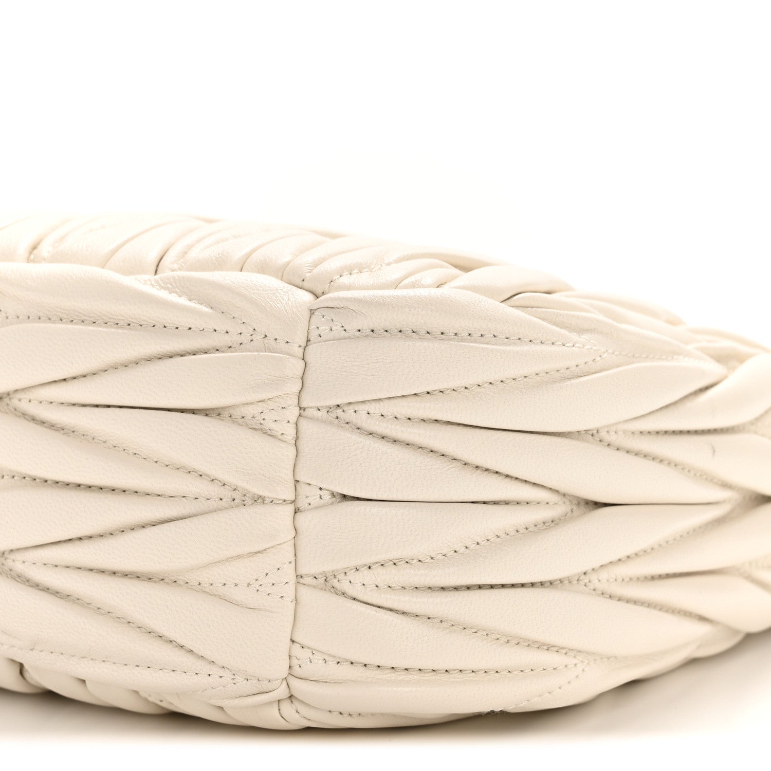 Nappa Matelasse Regular Wander Hobo White