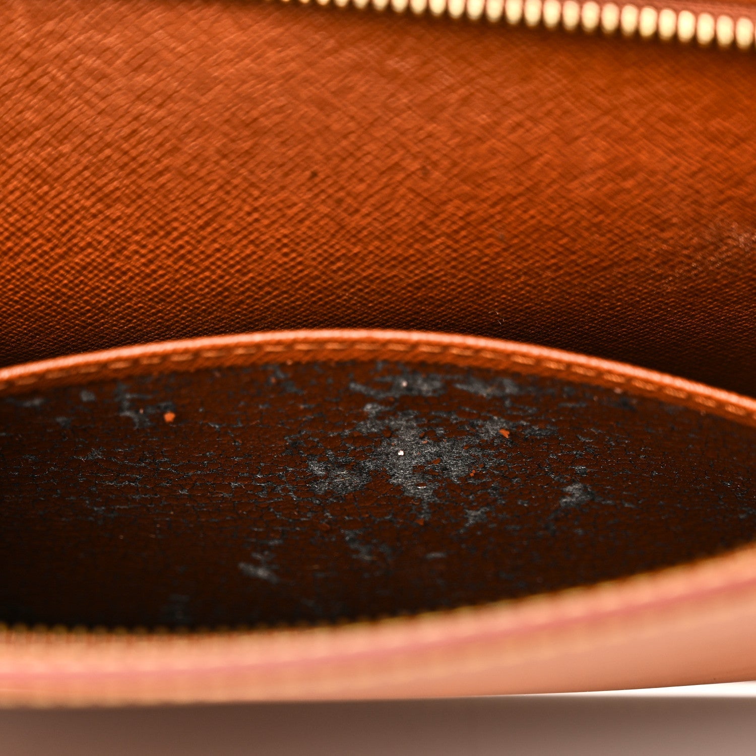 Epi Pochette Homme Clutch Cipango