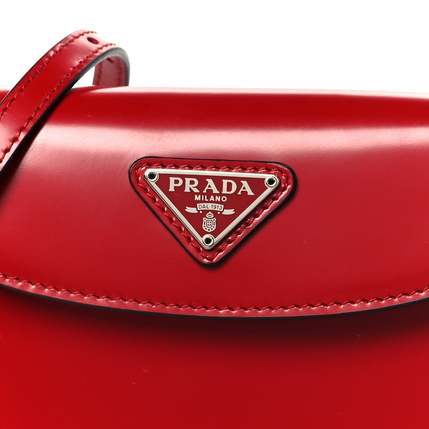 Spazzolato Mini Cleo Flap Adjustable Strap Shoulder Bag Scarlatto Black