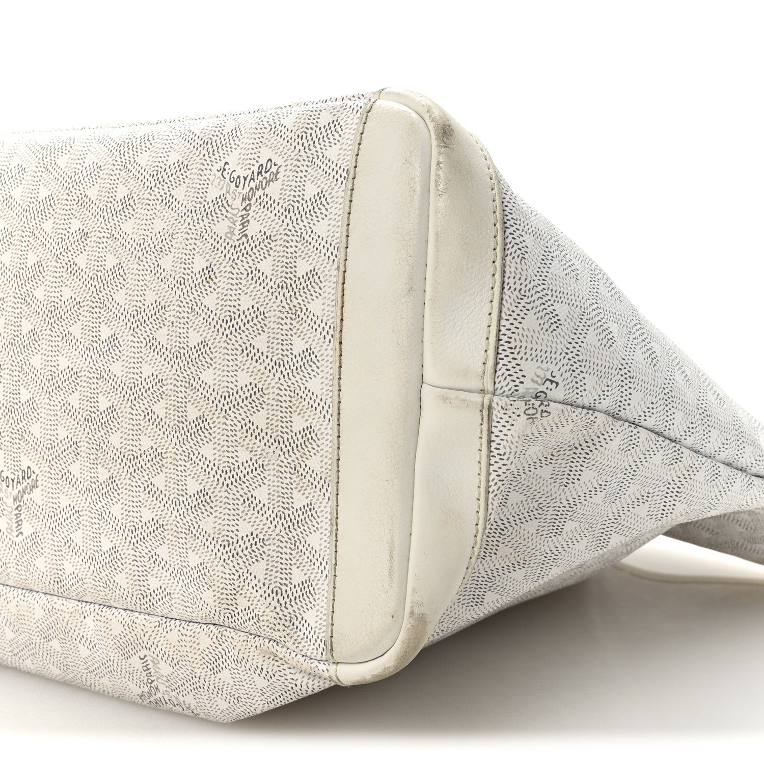 Goyardine Artois MM White