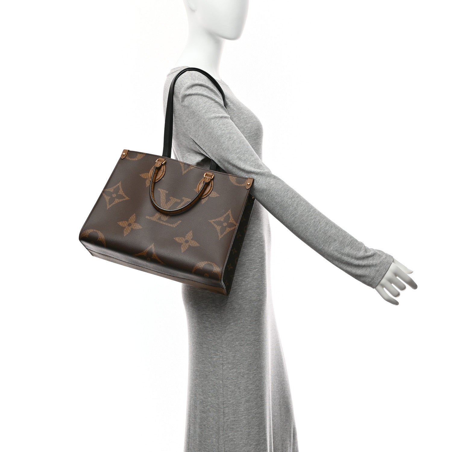 Reverse Monogram Giant Onthego MM