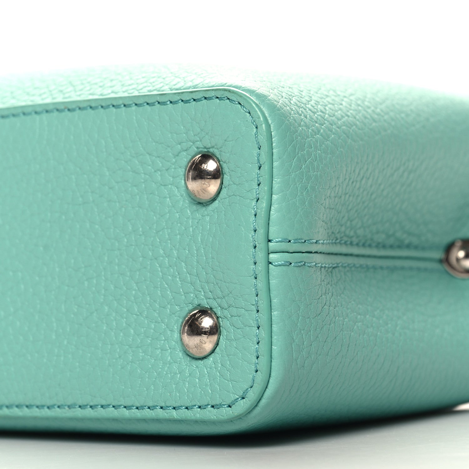 Taurillon Mini Capucines Miami Green