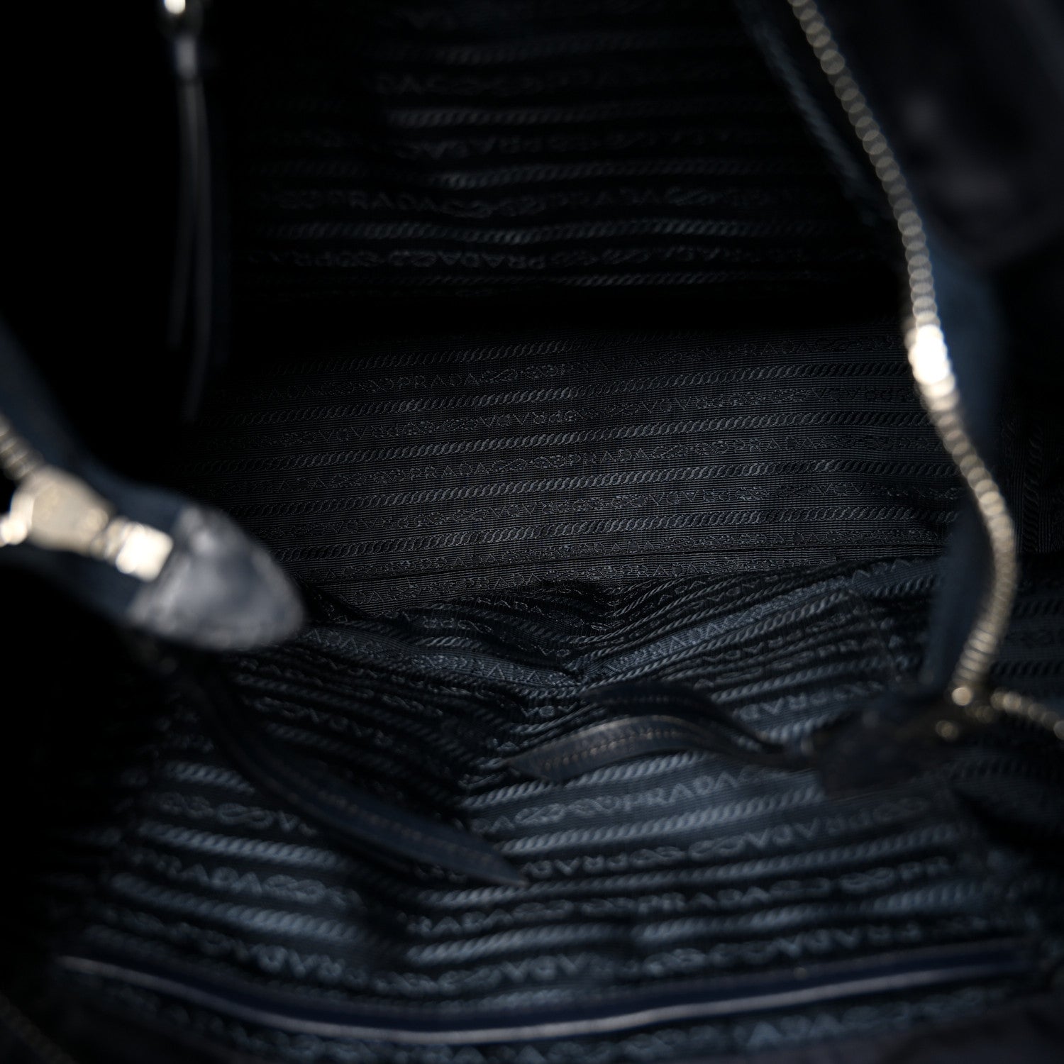 Tessuto Nylon Soft Calfskin Side Zip Tote Bag Bleu