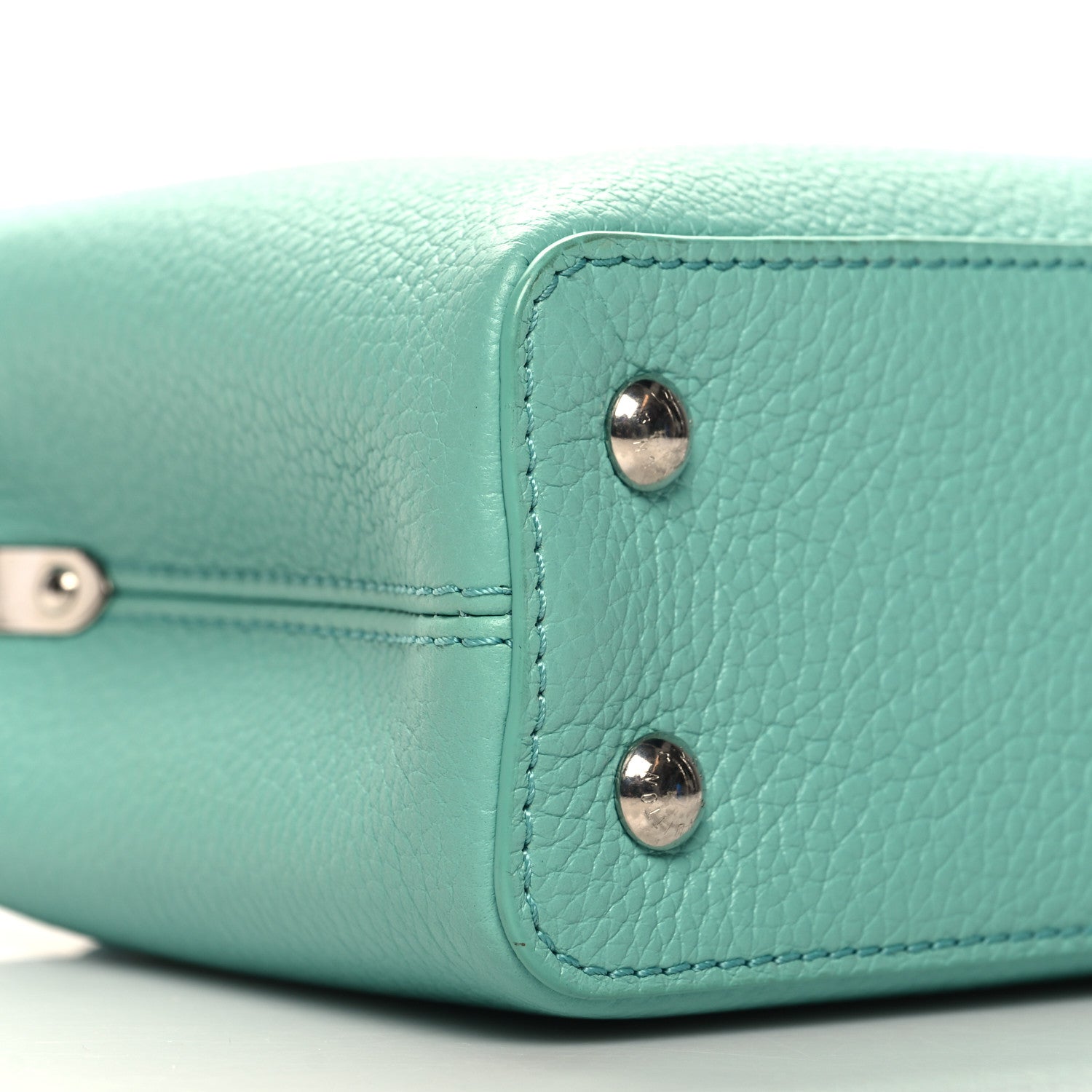 Taurillon Mini Capucines Miami Green