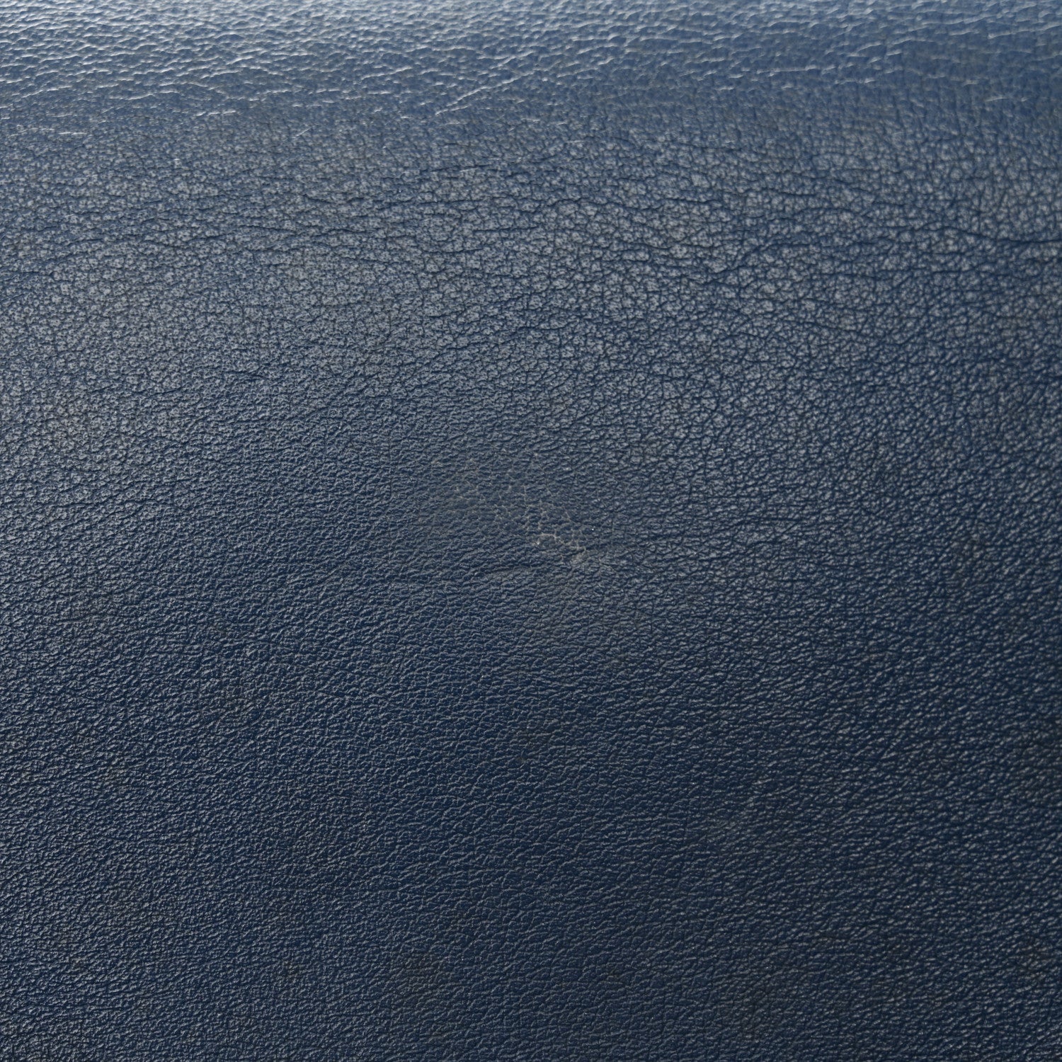 Calfskin Rockstud Wallet On Chain Marine