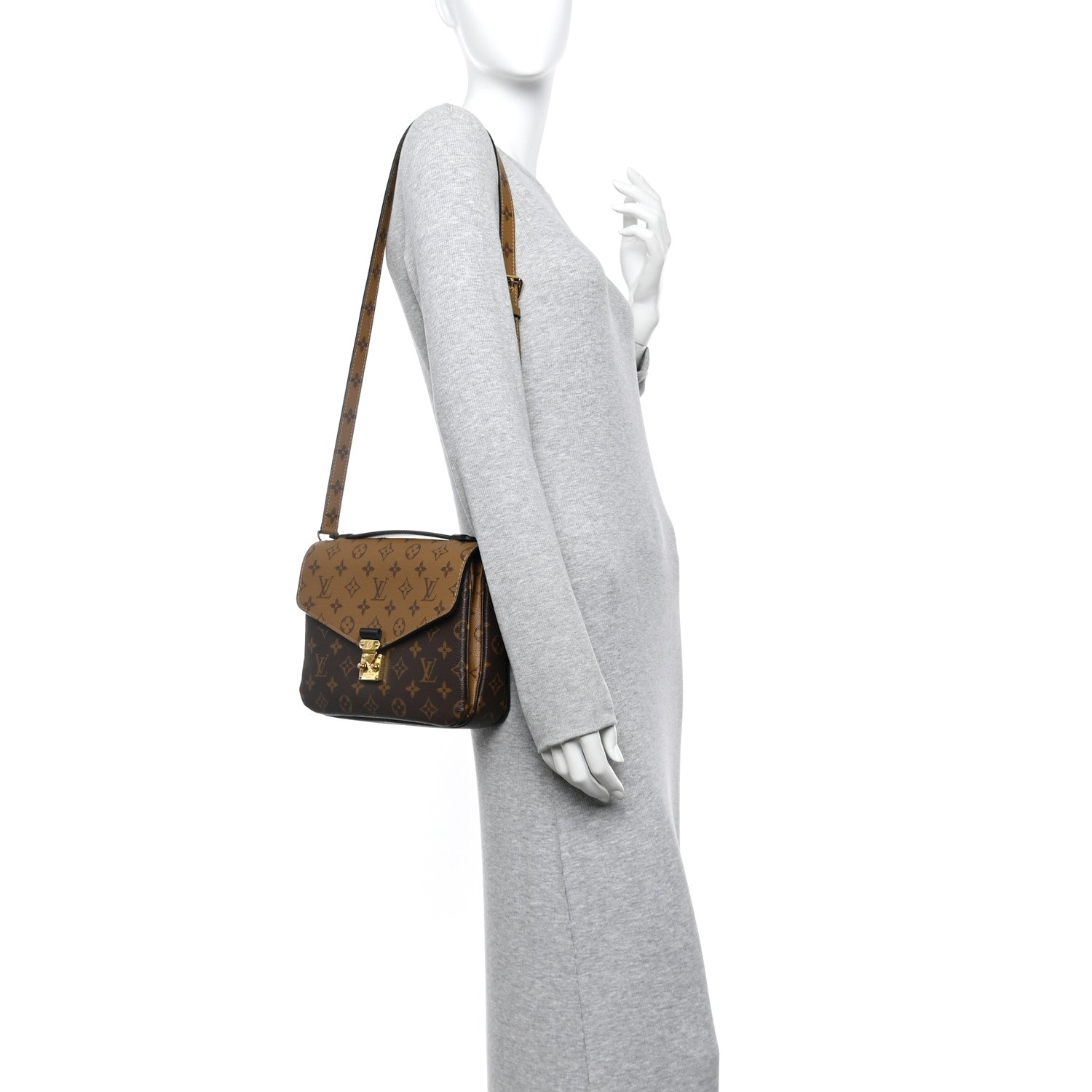 Reverse Monogram Pochette Metis