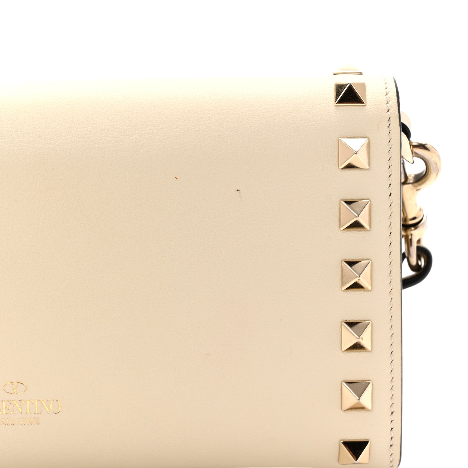 Calfskin Rockstud Wristlet Travel Wallet Light Ivory