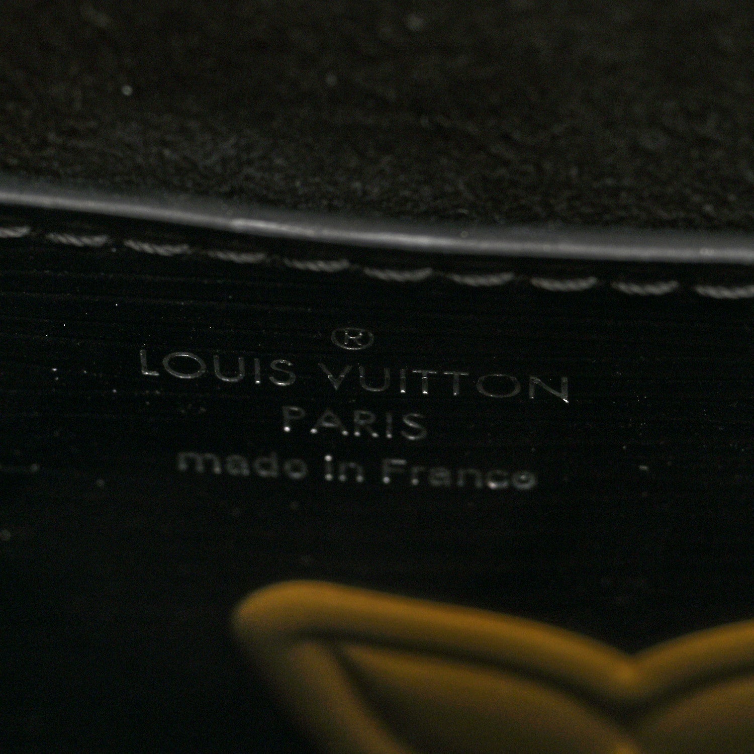 Epi Chain Flower Twist Shoulder Bag MM Black