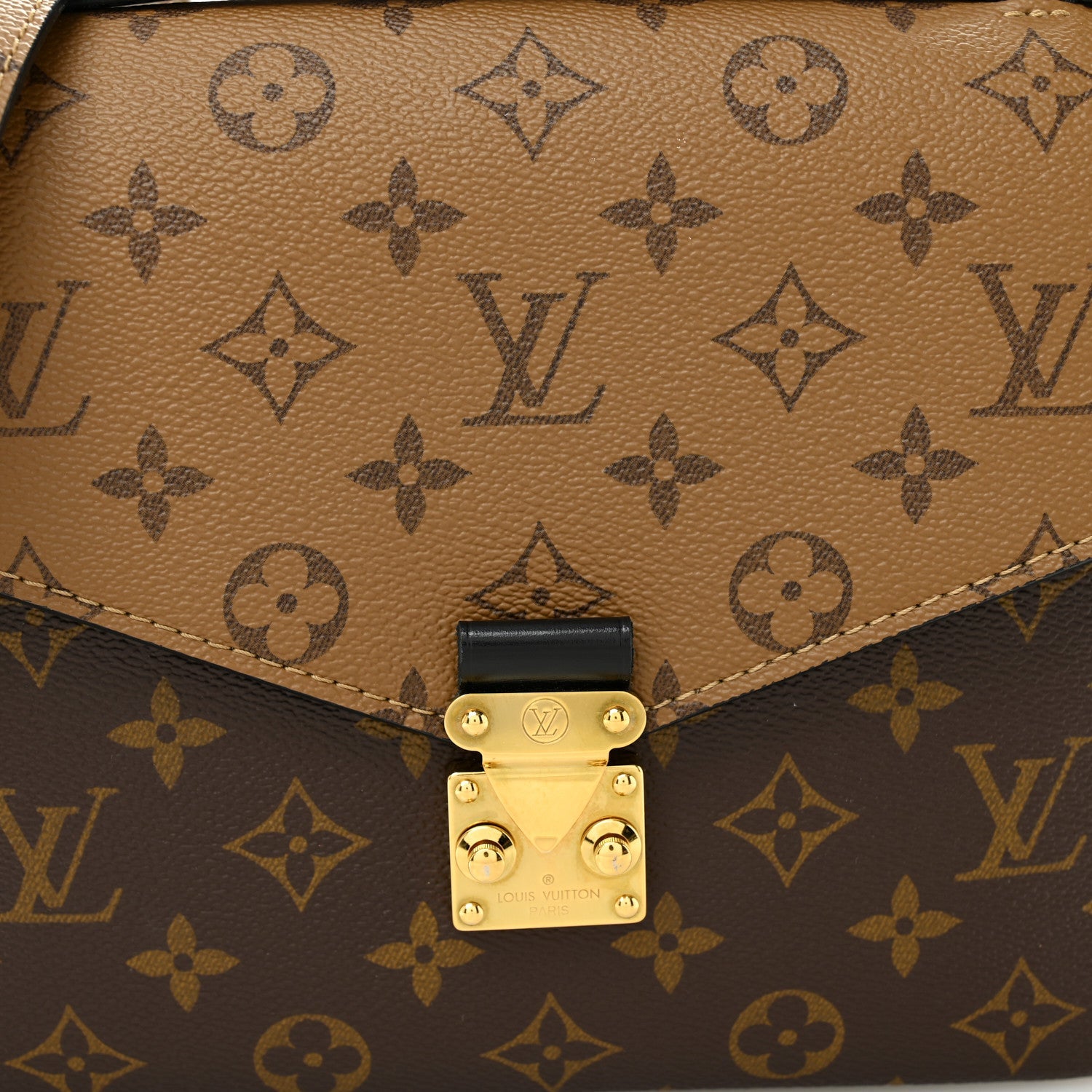 Reverse Monogram Pochette Metis