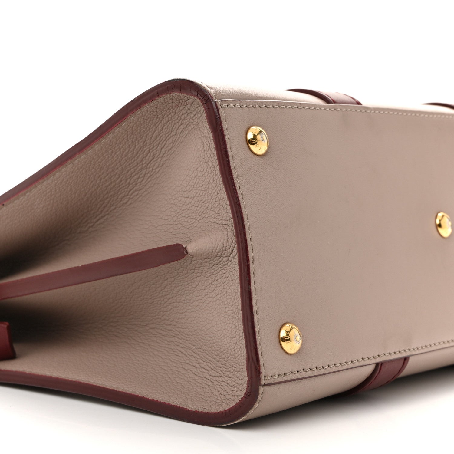 Monogram Cuir Plume Very Tote MM Mastic Raisin