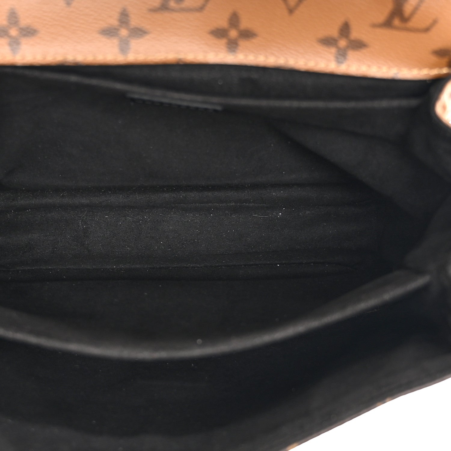 Reverse Monogram Pochette Metis