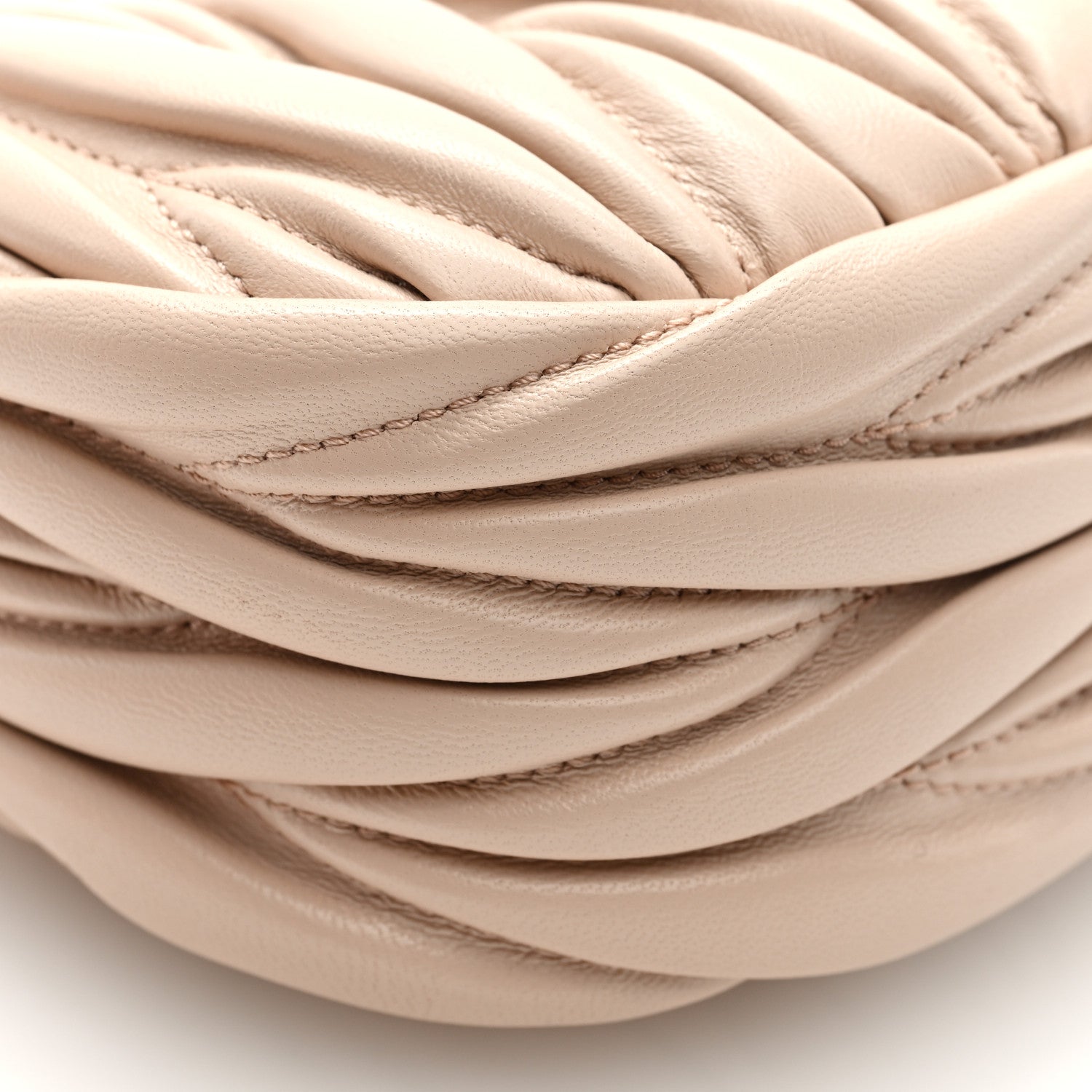 Nappa Matelasse Mini Wander Hobo Cipria