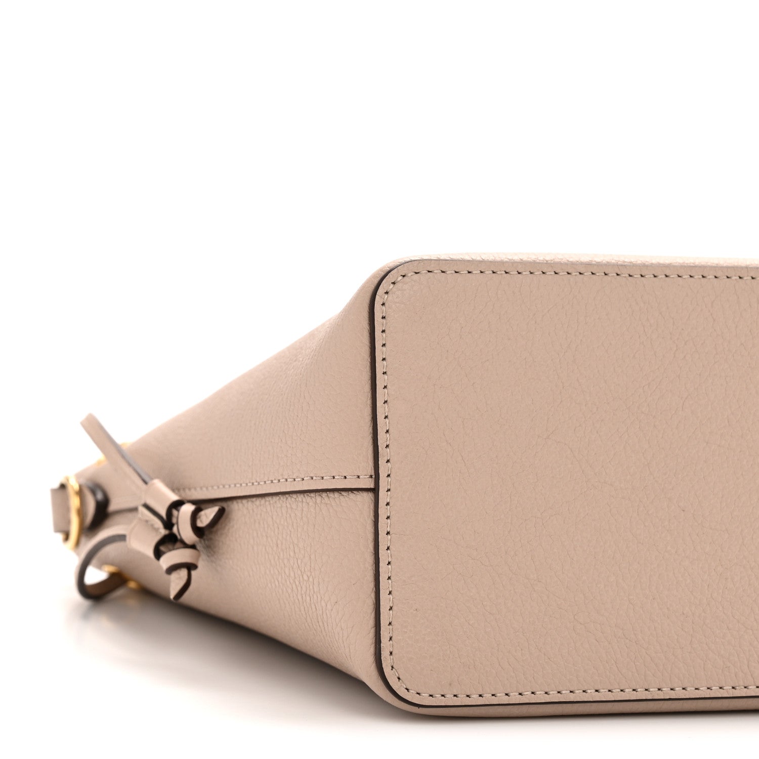 Calfskin Nano Lockme Bucket Greige