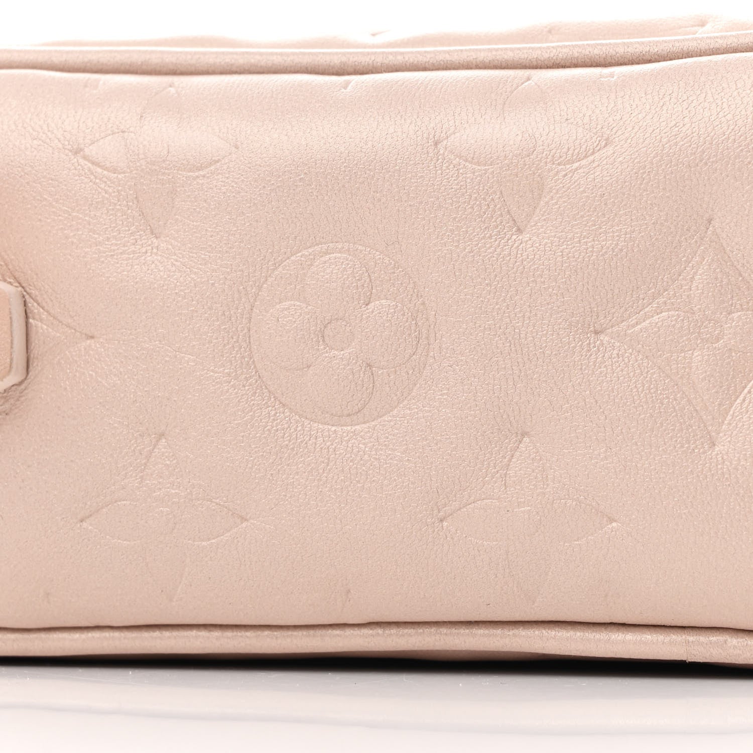 Lambskin Embossed Monogram Fall In Love Sac Coeur Light Pink