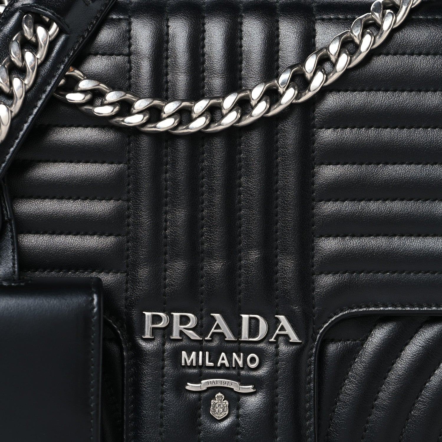 Soft Calfskin Impunture Diagramme Large Chain Flap Shoulder Bag Black