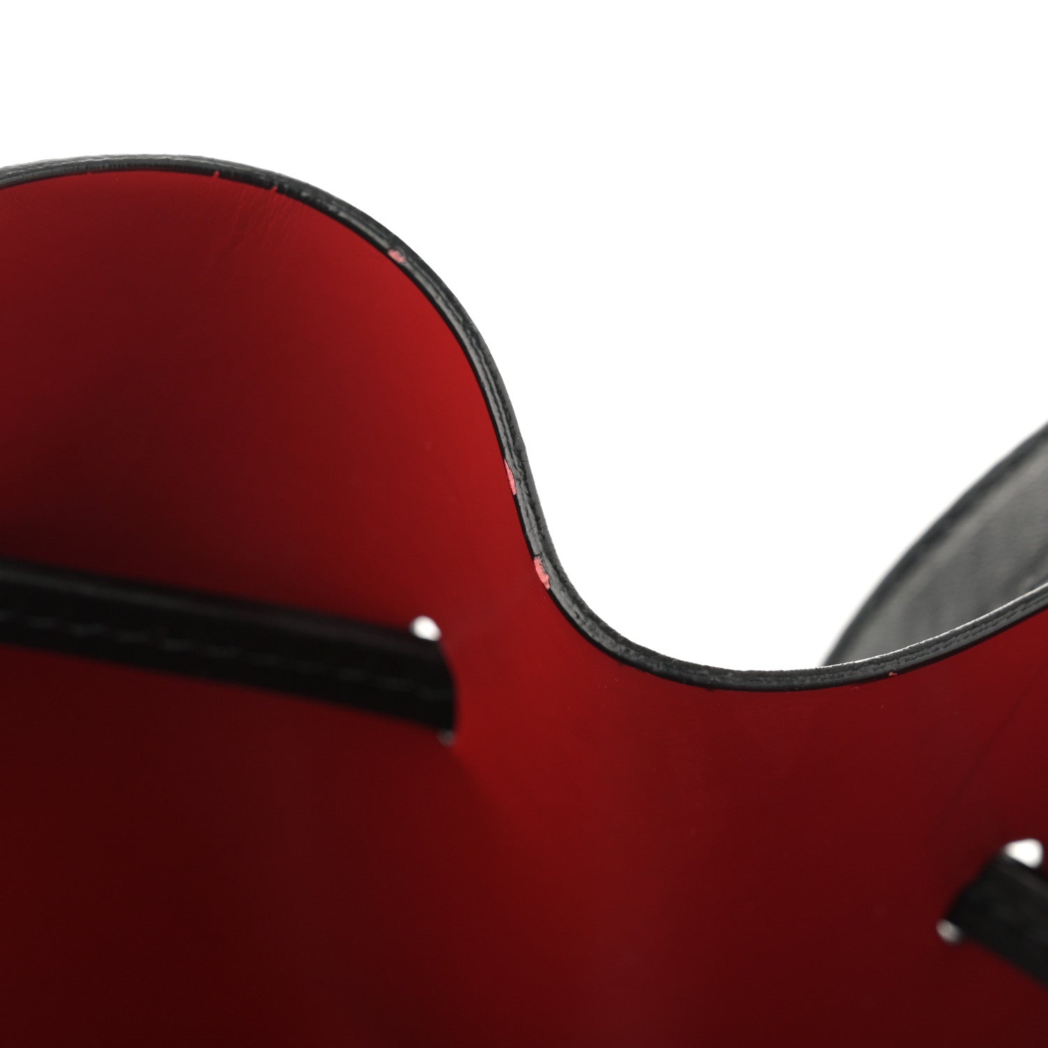 Vegetable Tanned Calfskin Bucket Bag Black Flamma