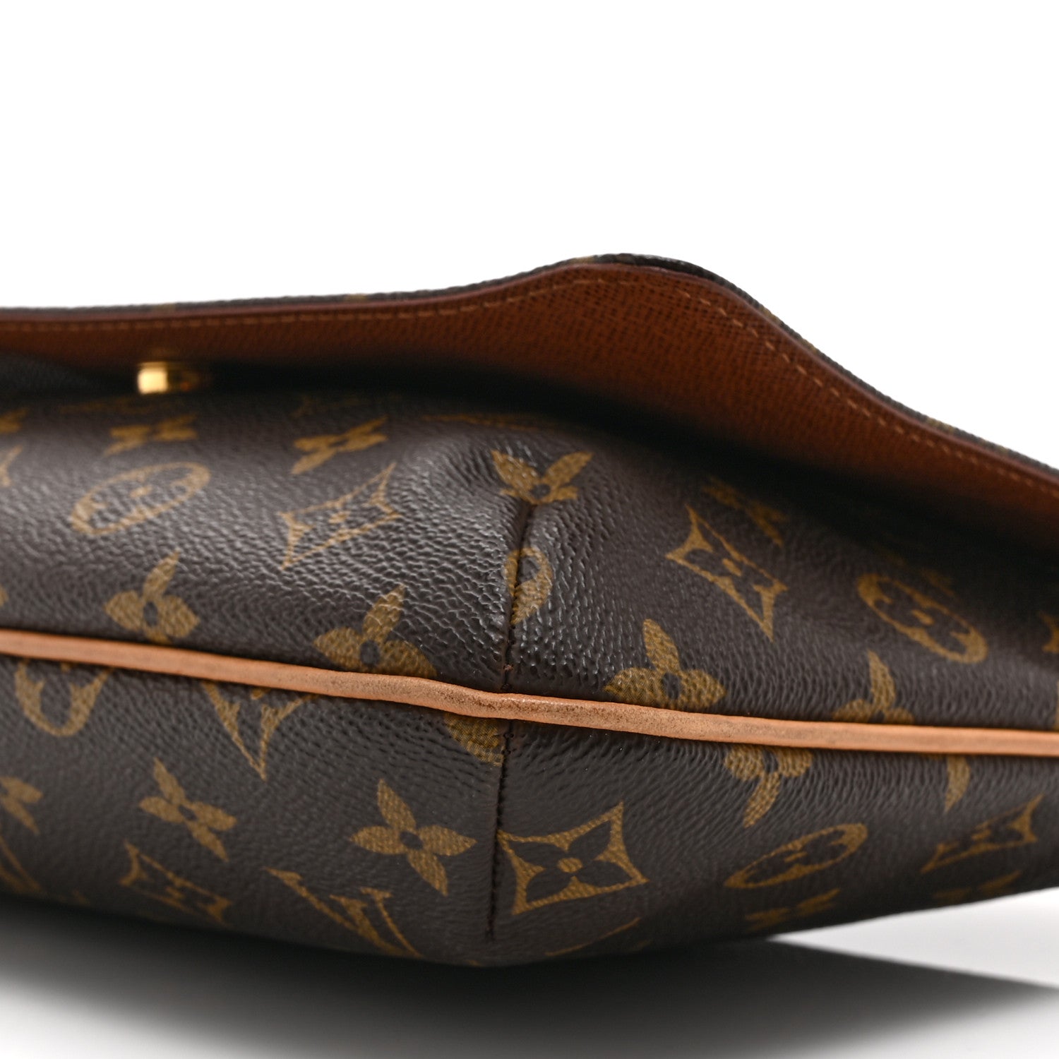 Monogram Musette Tango