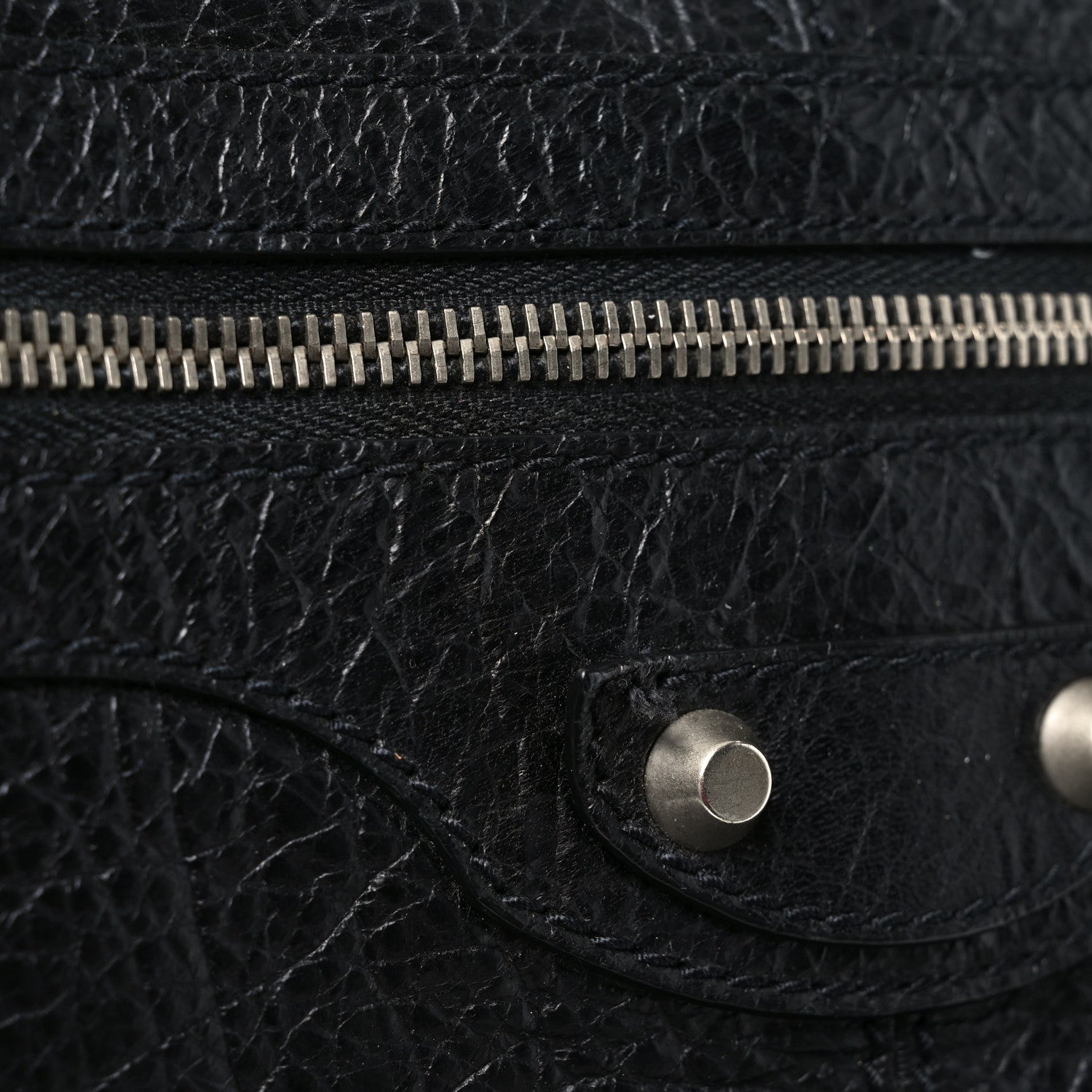 Agneau Classic Silver Hardware Weekender Black