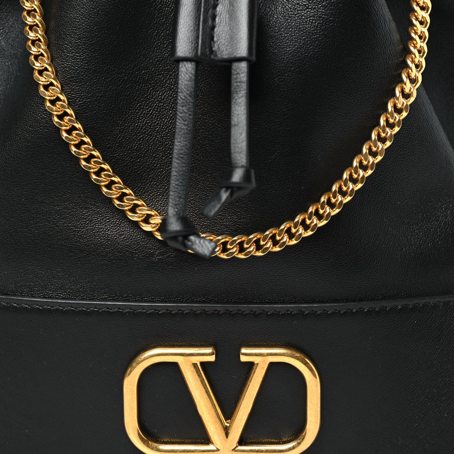 Nappa Mini VLogo Signature Chain Bucket Bag Black