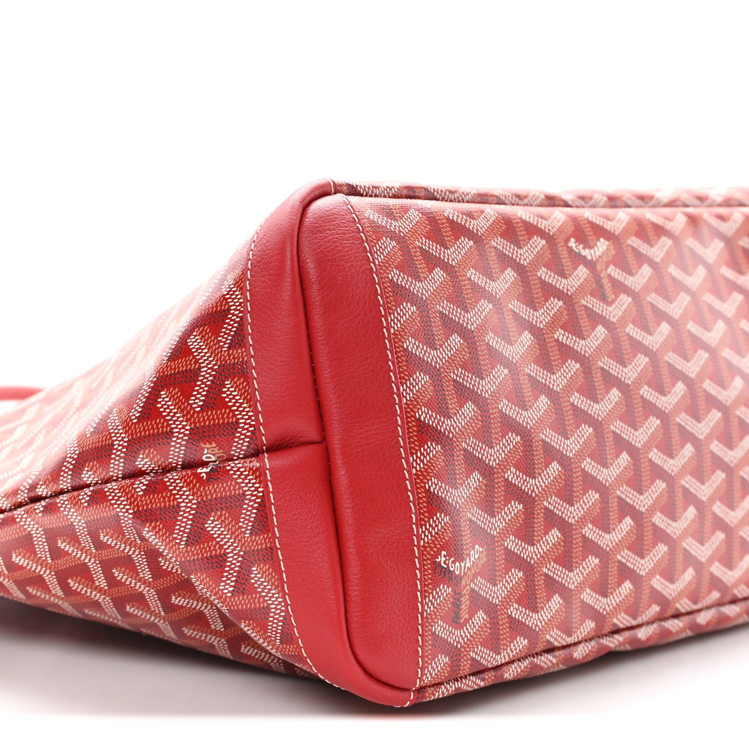 Goyardine Artois MM Red