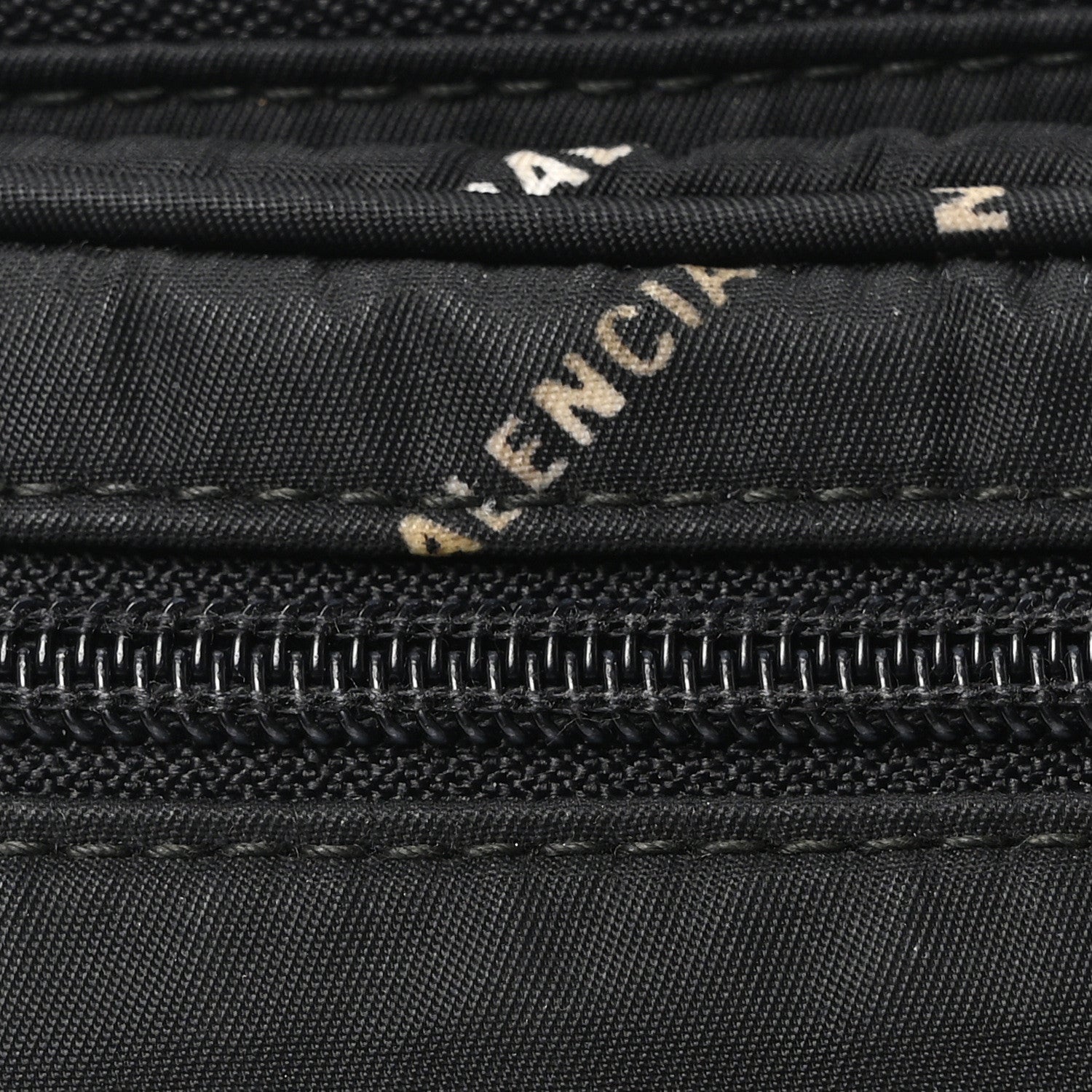 Twill Nylon Allover Logo Explorer Beltpack Black White