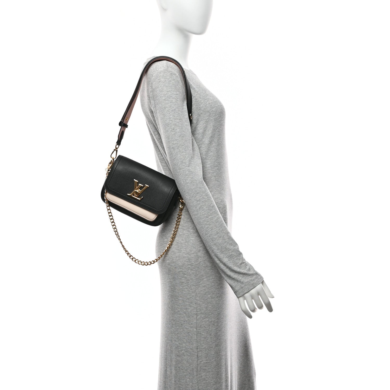 Grained Calfskin Lockme Tender Black