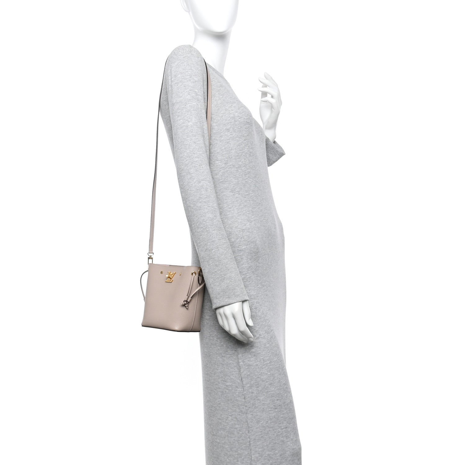 Calfskin Nano Lockme Bucket Greige