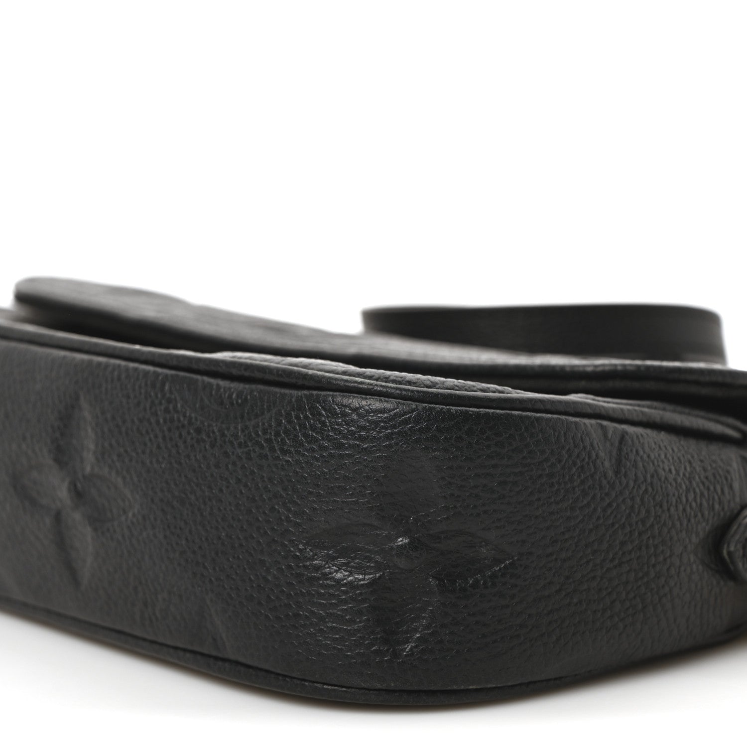 Empreinte Monogram Giant Ivy Wallet On Chain Black