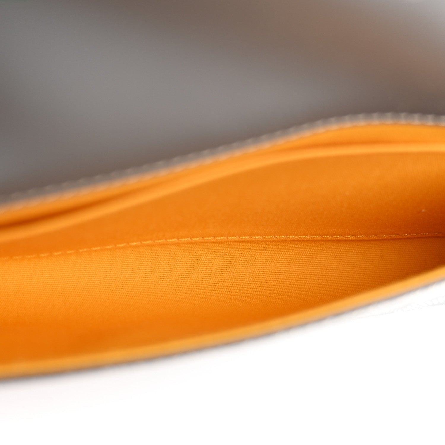 Goyardine Monte Carlo Bois Clutch Grey