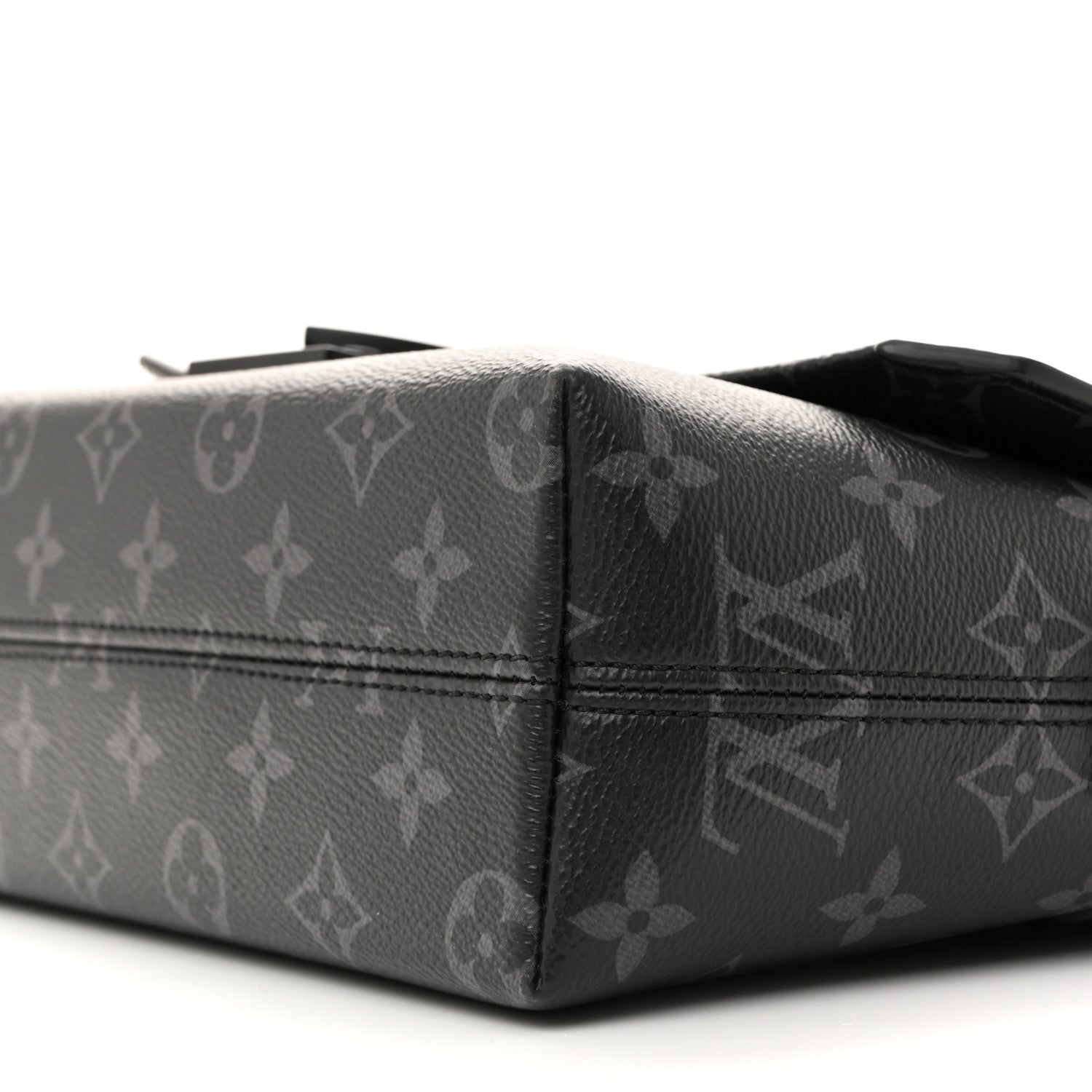 Monogram Eclipse S-Cape Messenger