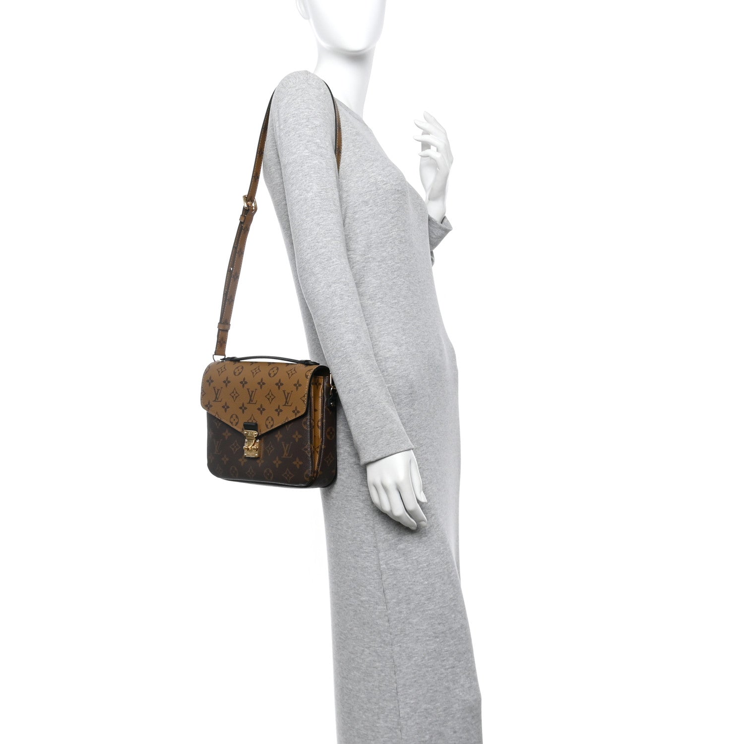 Reverse Monogram Pochette Metis