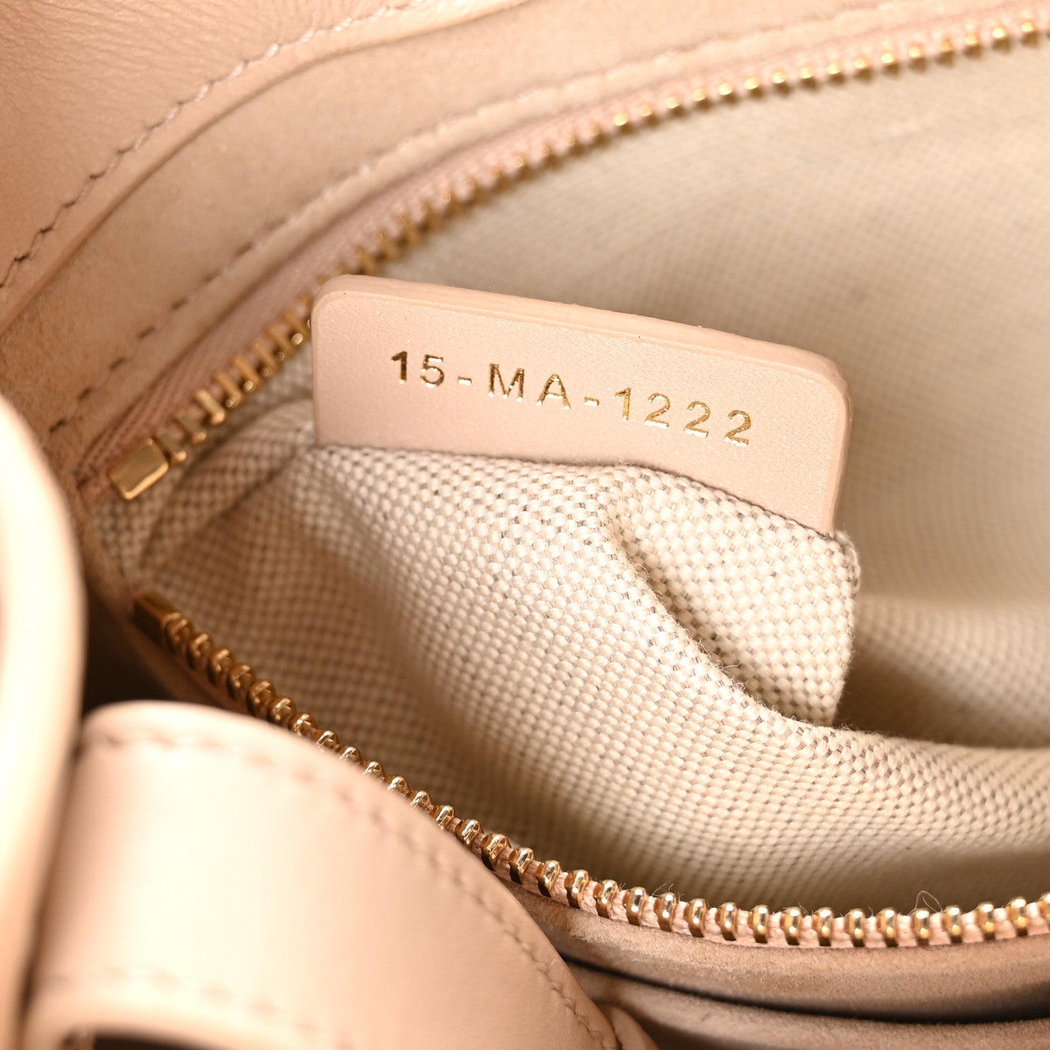 Calfskin Cannage Medium The Lady 95.22 Beige